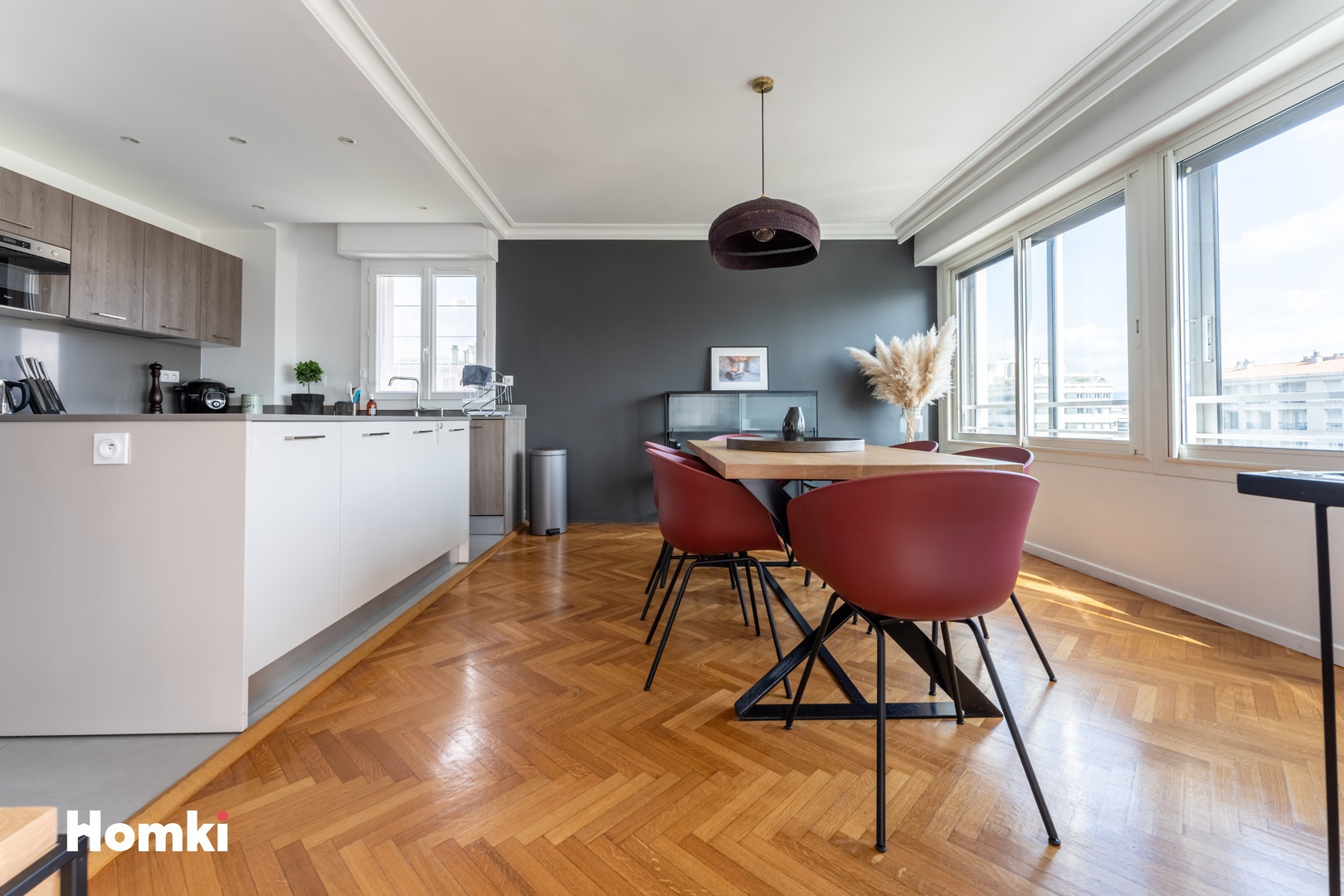 Homki - Vente Appartement  de 135.0 m² à Marseille 13008