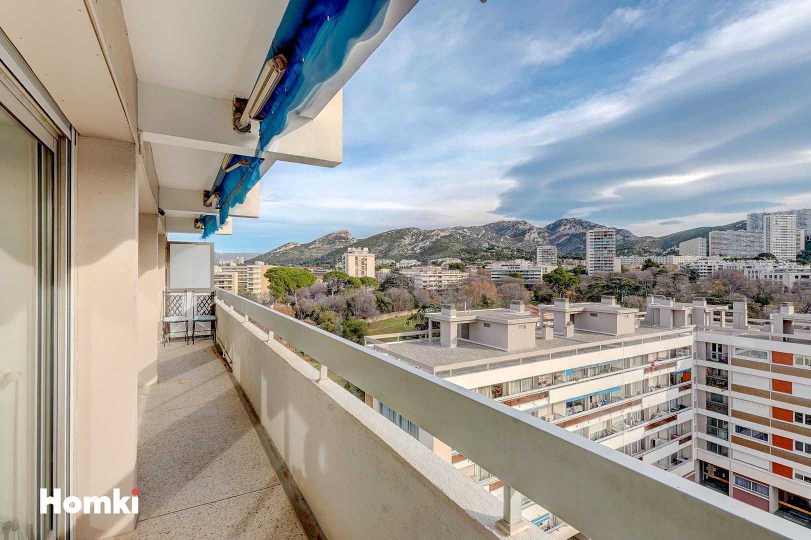 Homki - Vente Appartement  de 98.0 m² à Marseille 13009