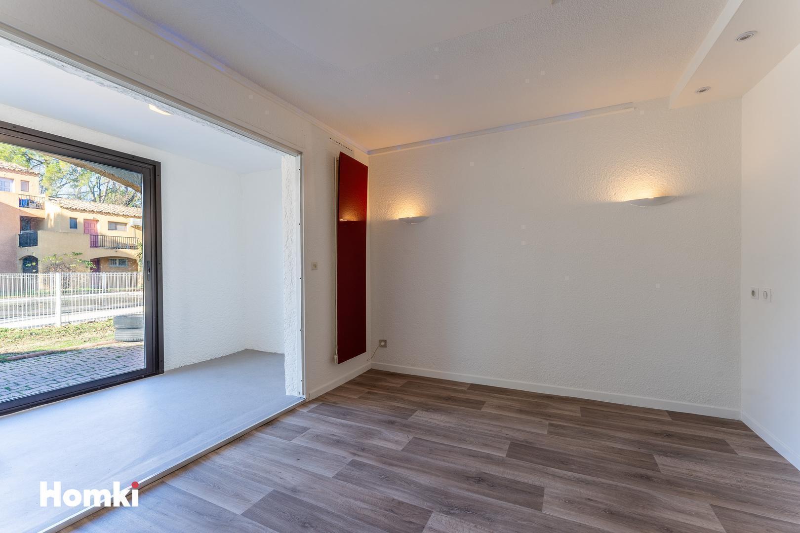 Homki - Vente Appartement  de 28.2 m² à Arles 13200