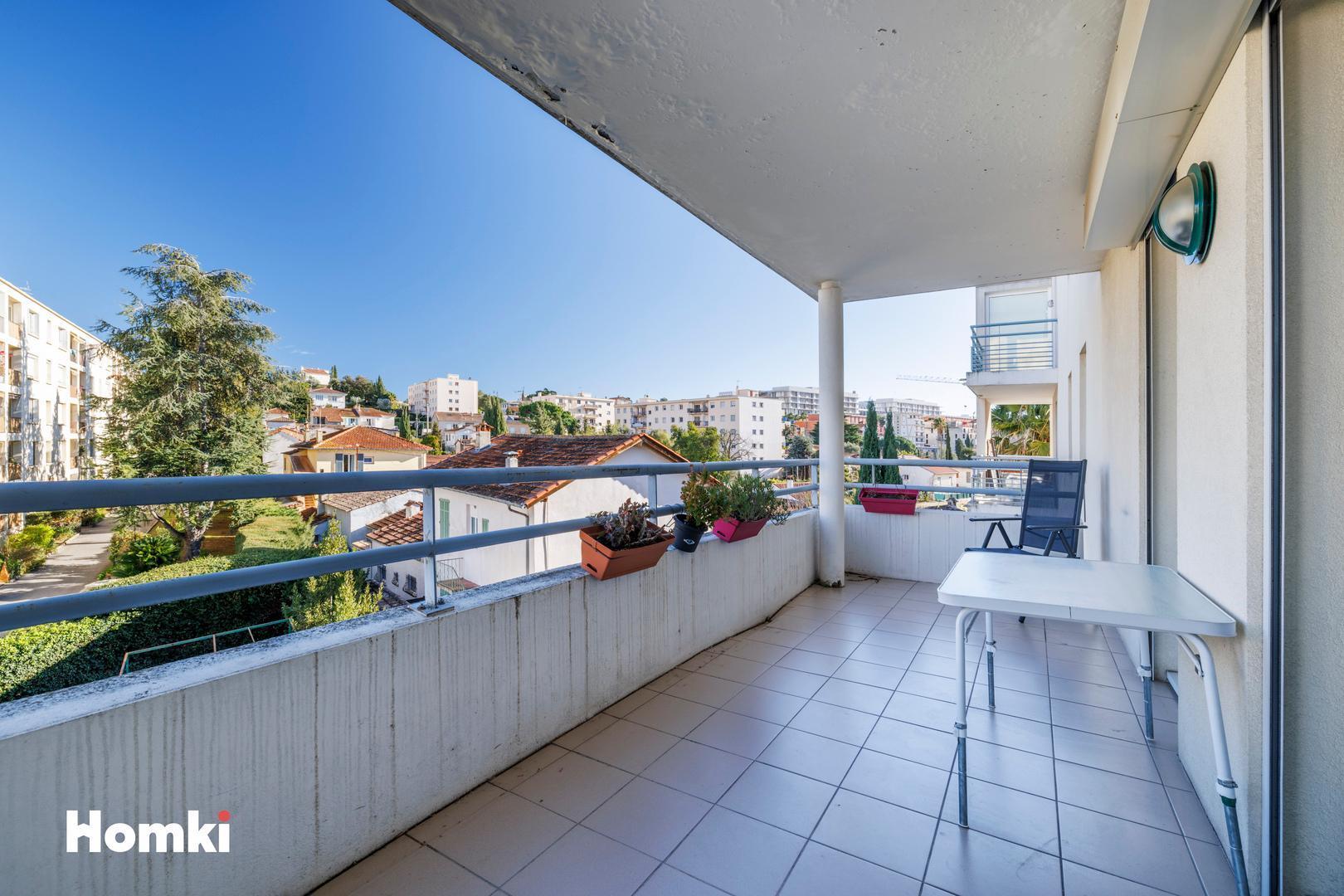 Homki - Vente Appartement  de 38.0 m² à Cannes 06400