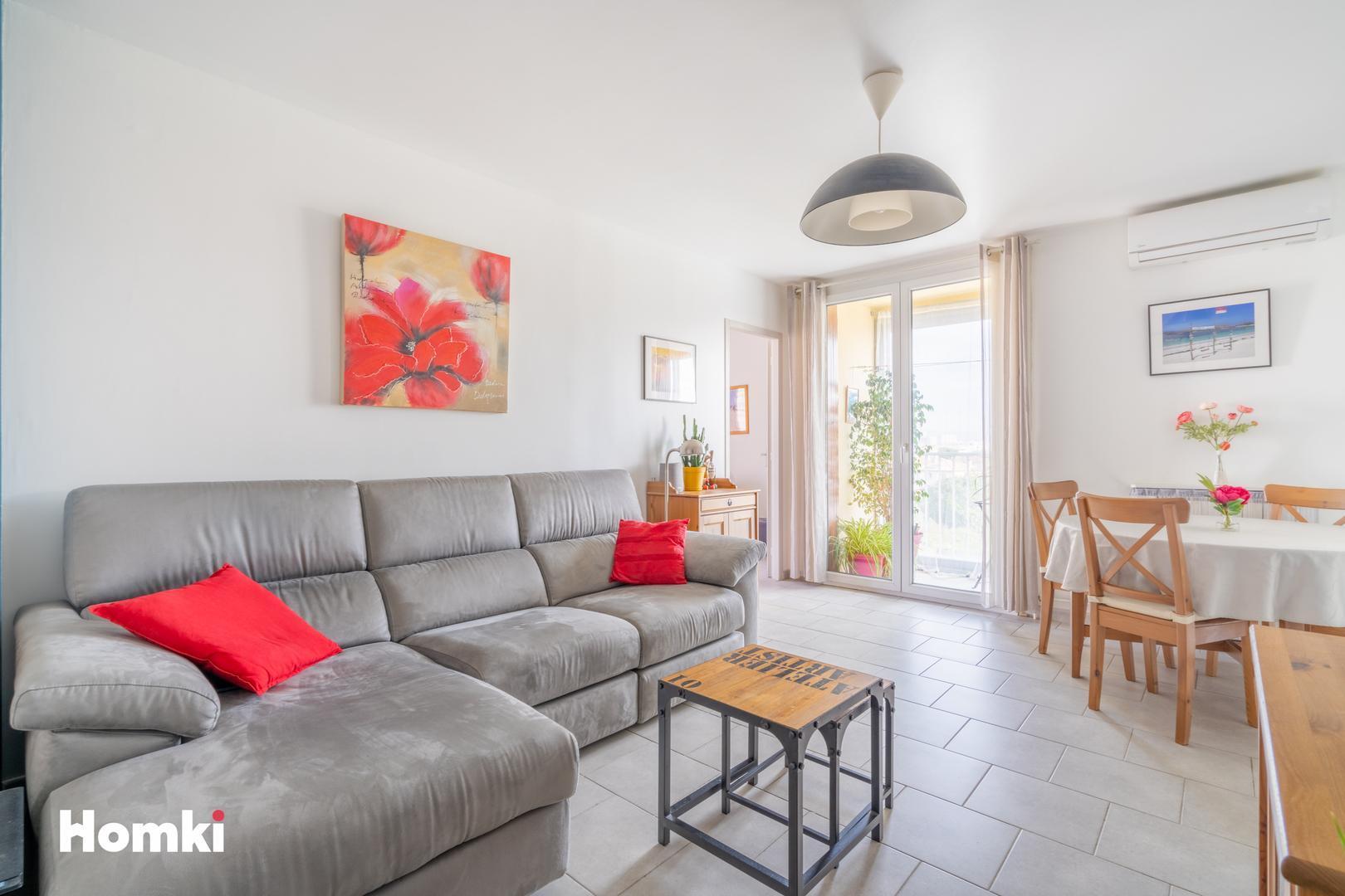 Homki - Vente Appartement  de 60.0 m² à Marseille 13008