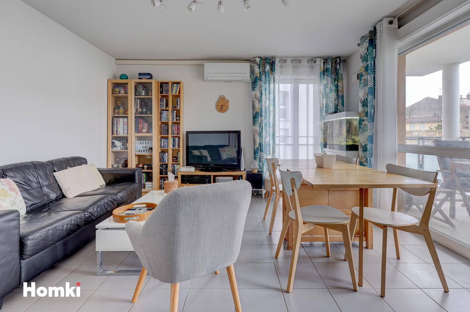 Homki - Vente Appartement  de 73.0 m² à Marseille 13015