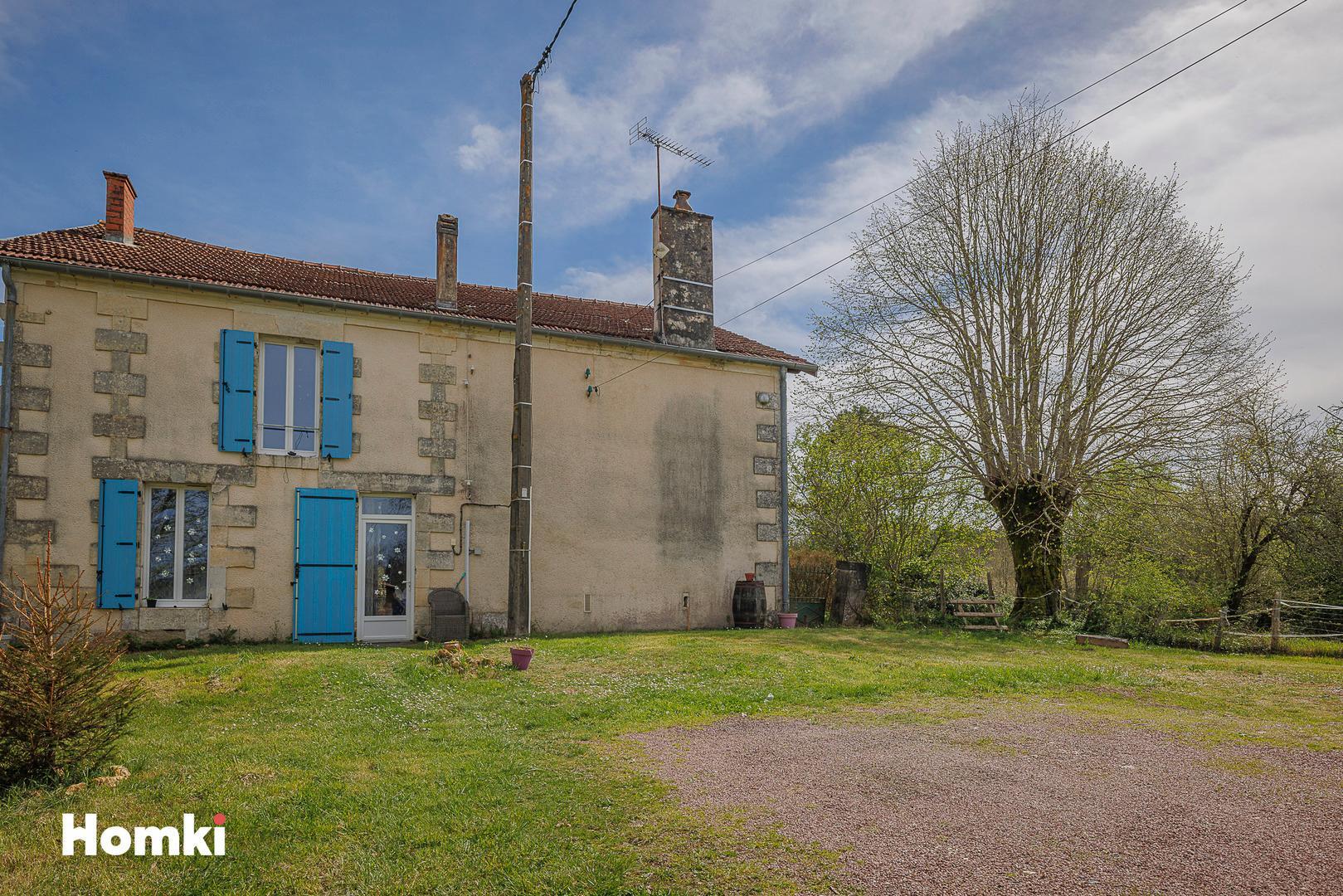 Homki - Vente Maison/villa  de 300.0 m² à La Clotte 17360