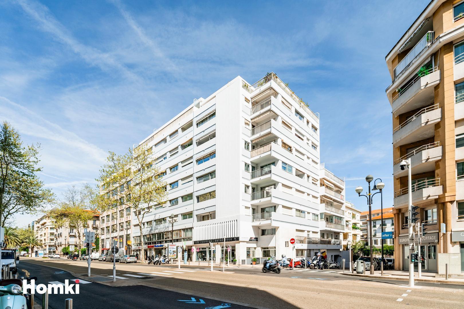 Homki - Vente Appartement  de 66.0 m² à Cannes 06400