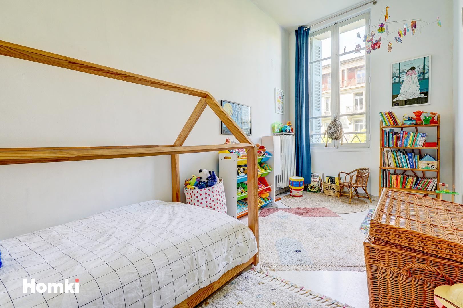 Homki - Vente Appartement  de 124.0 m² à Marseille 13001