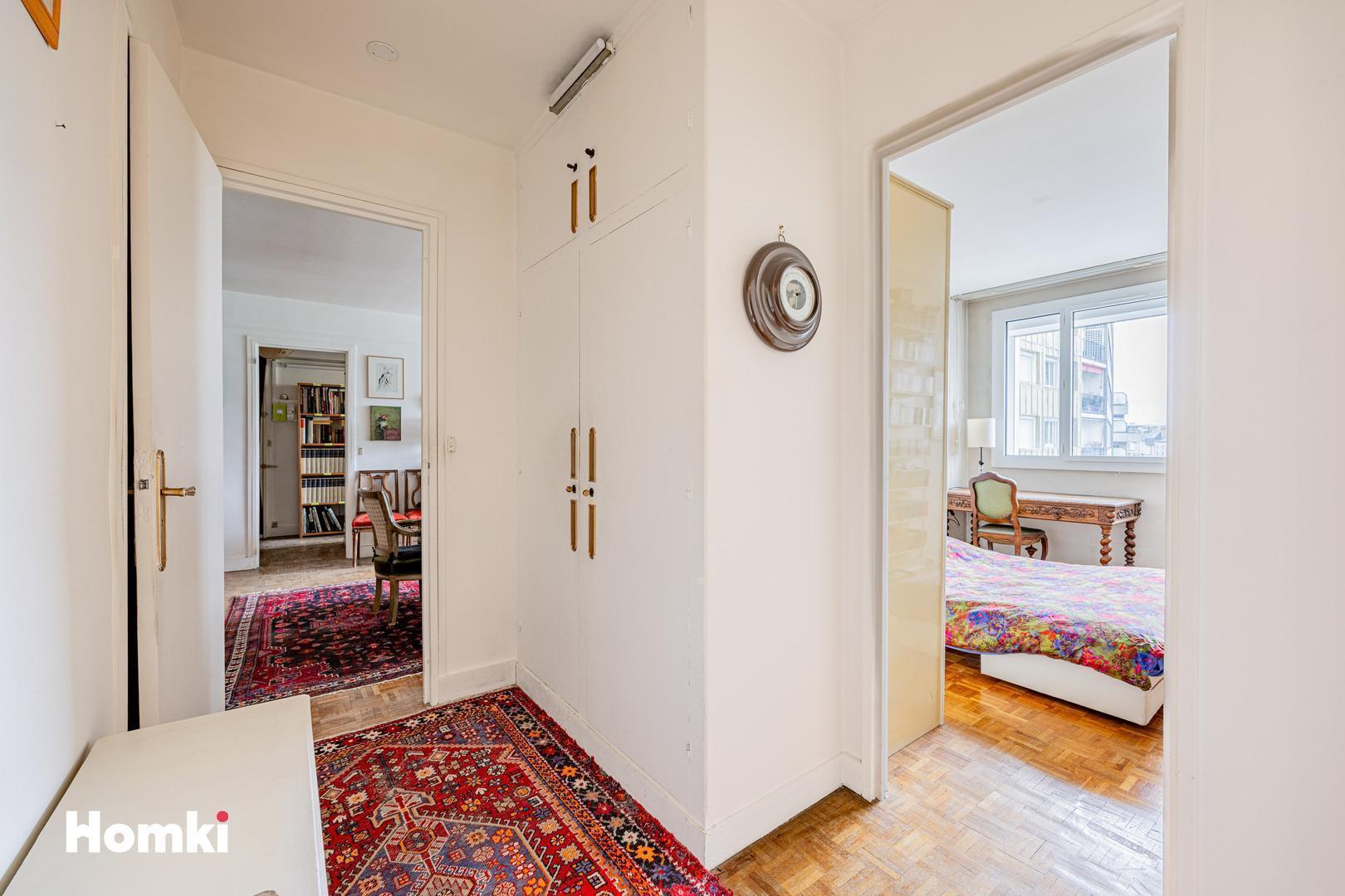 Homki - Vente Appartement  de 69.0 m² à Paris 75015