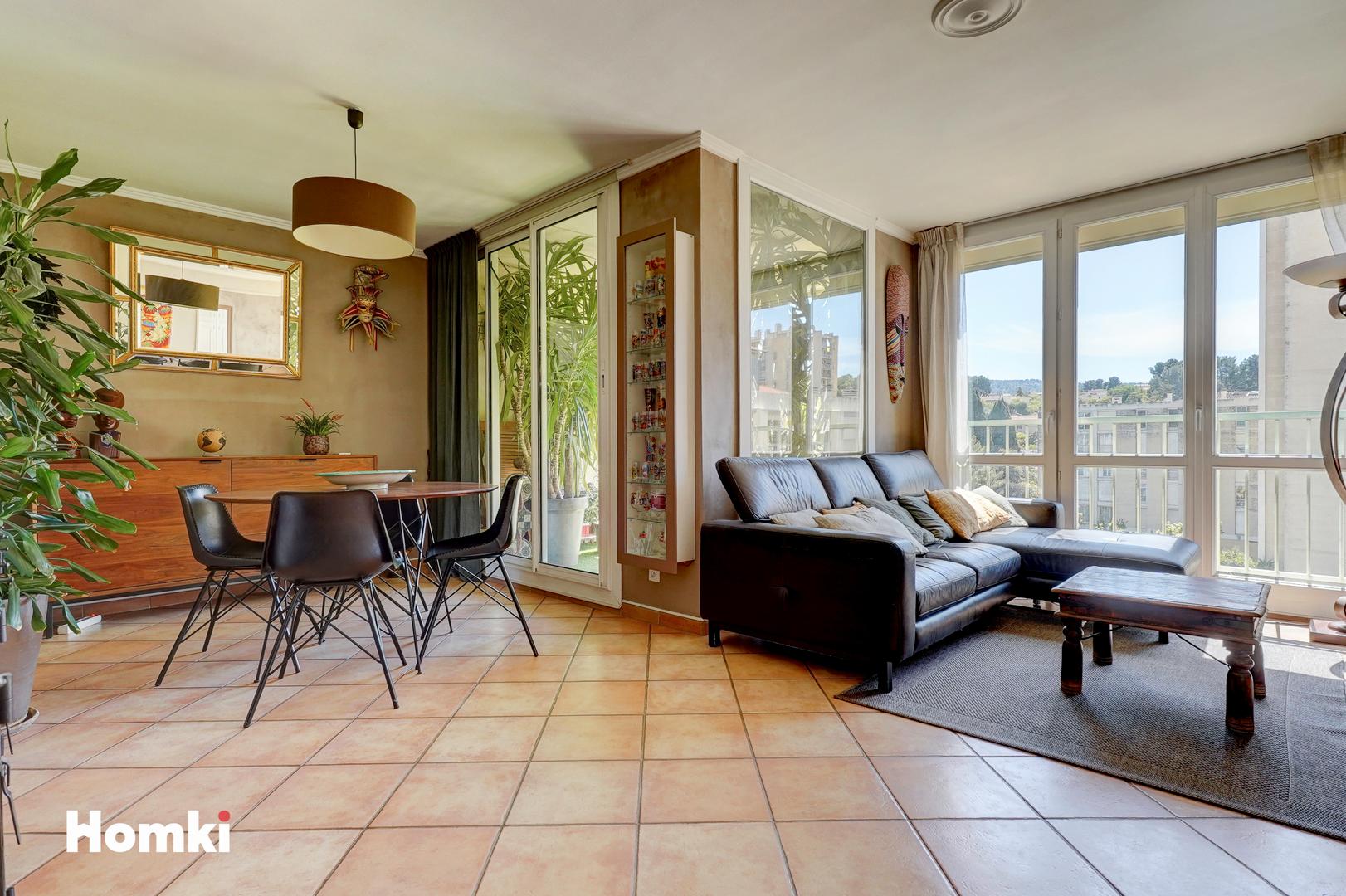 Homki - Vente Appartement  de 91.0 m² à Aubagne 13400