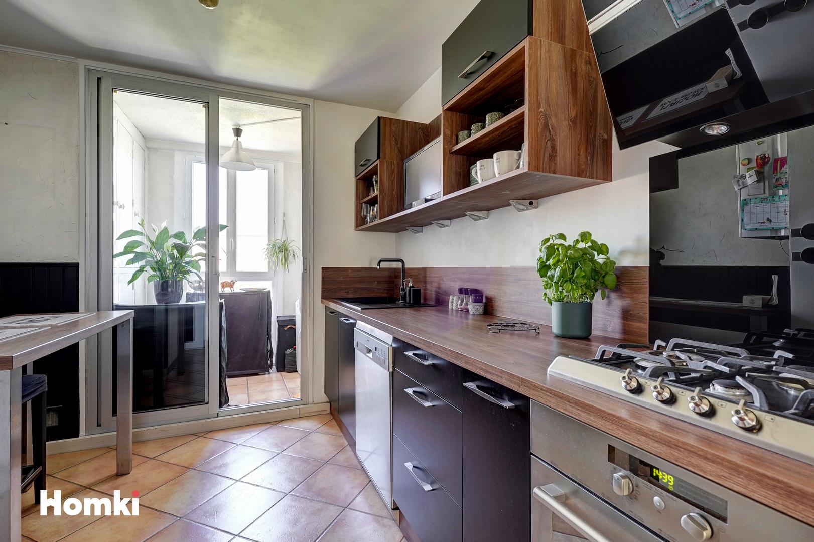 Homki - Vente Appartement  de 91.0 m² à Aubagne 13400