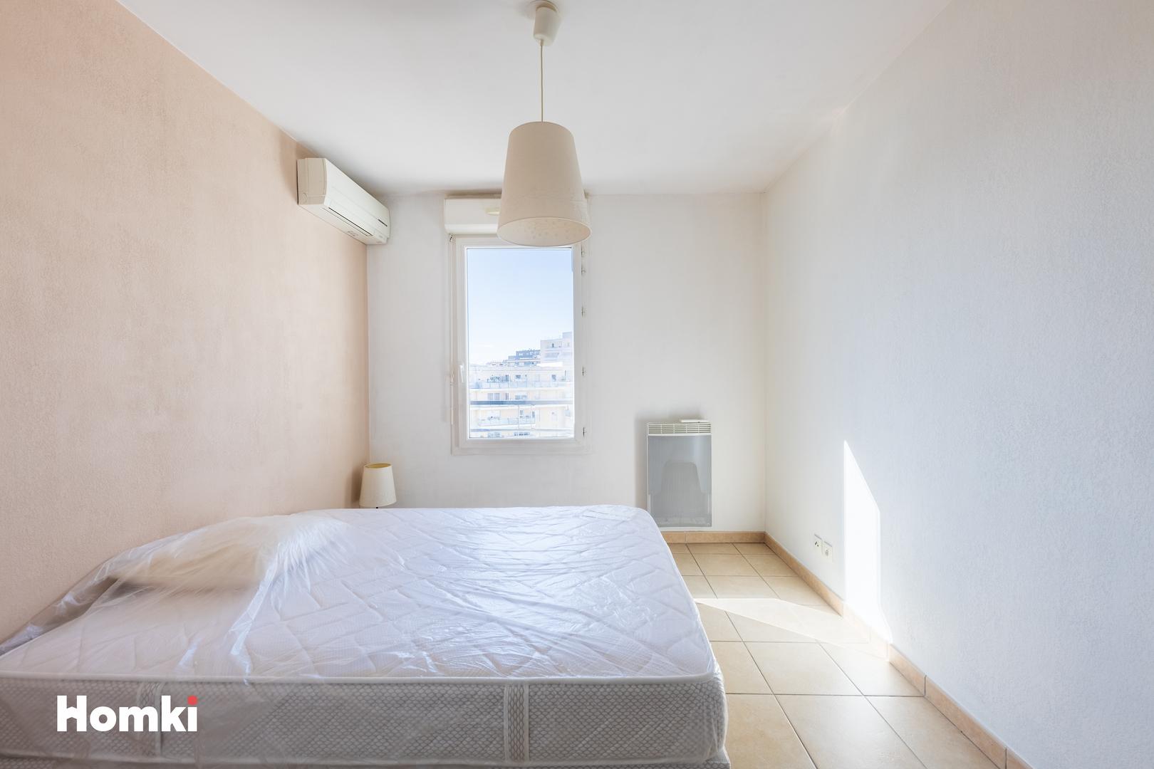Homki - Vente Appartement  de 45.0 m² à Marseille 13008