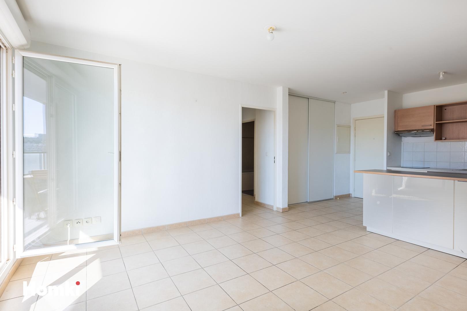 Homki - Vente Appartement  de 45.0 m² à Marseille 13008