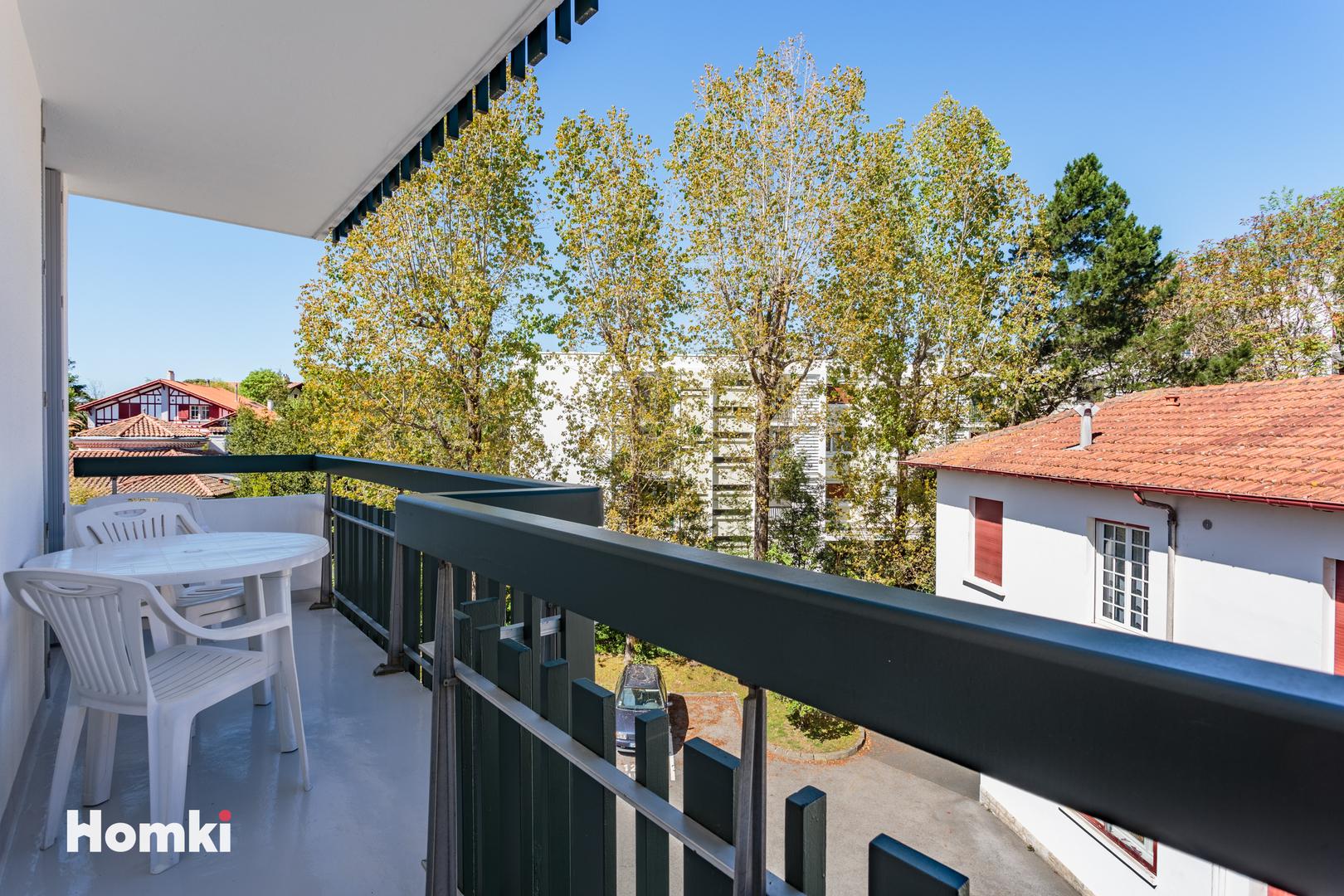 Homki - Vente Appartement  de 84.0 m² à Biarritz 64200