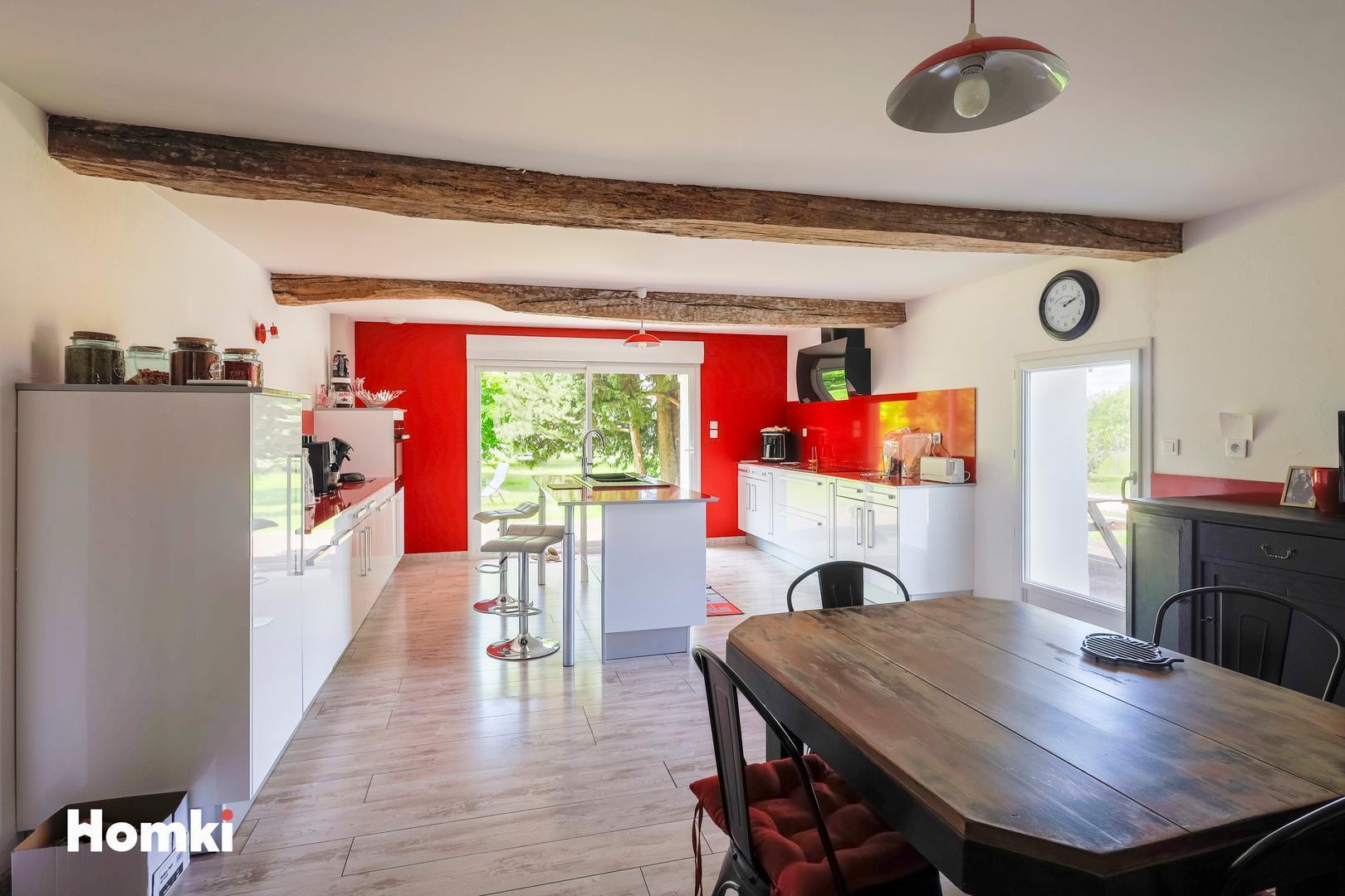 Homki - Vente Maison/villa  de 469.0 m² à Monclar-de-Quercy 82230