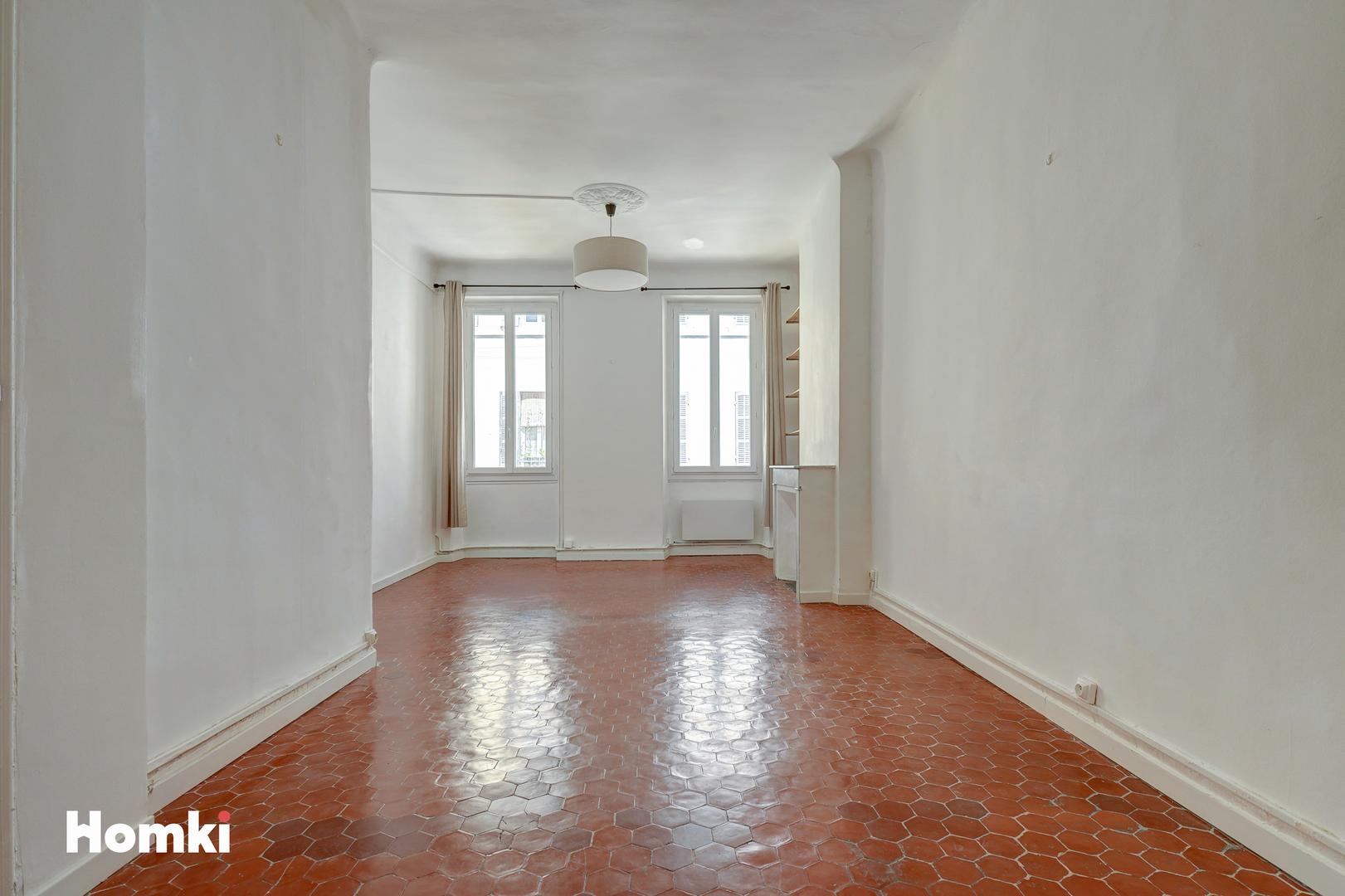 Homki - Vente Appartement  de 77.0 m² à Marseille 13006