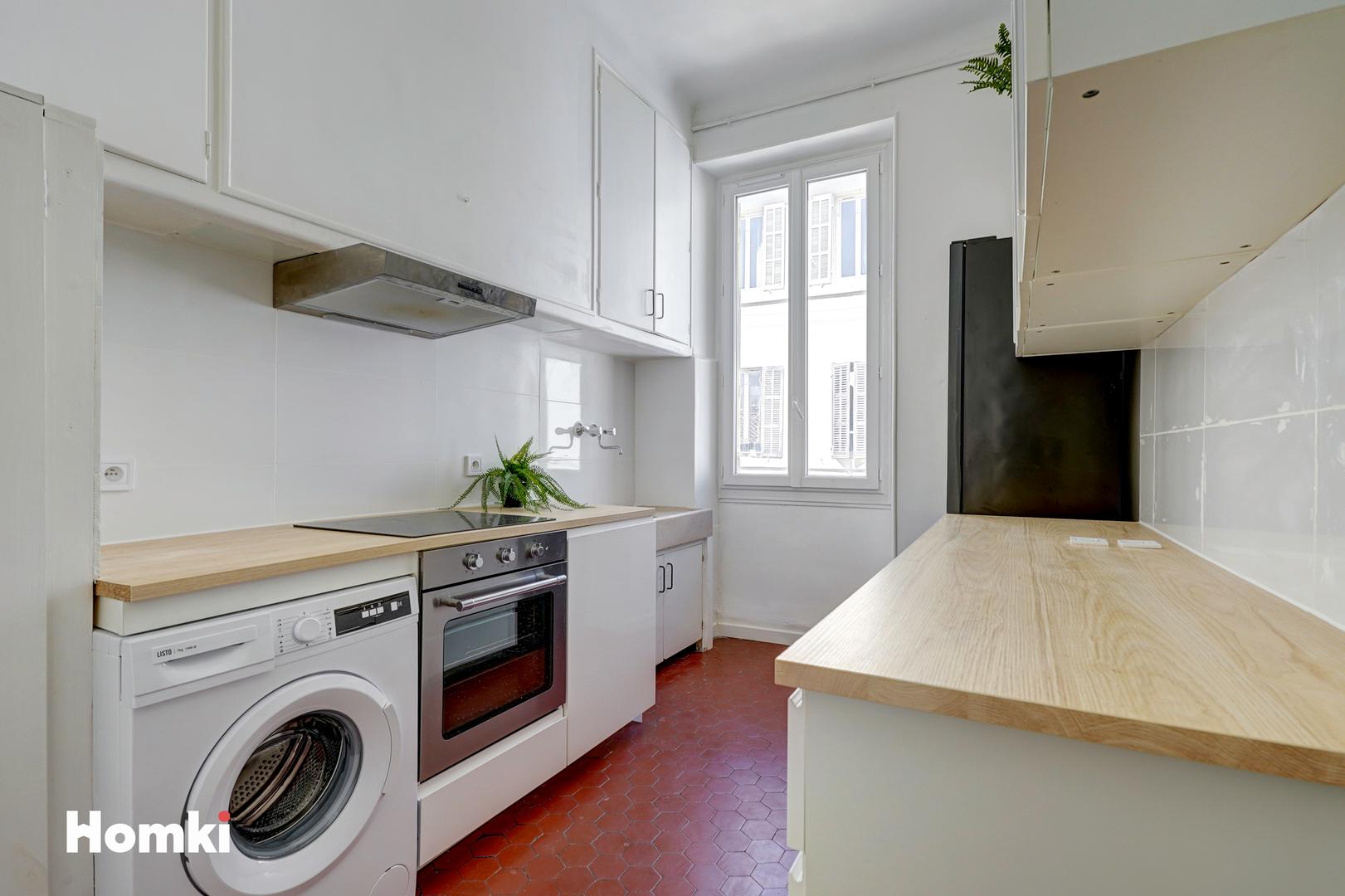 Homki - Vente Appartement  de 77.0 m² à Marseille 13006