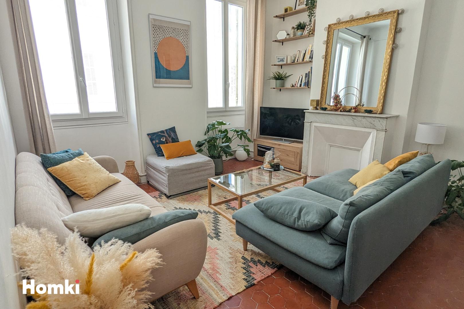 Homki - Vente Appartement  de 77.0 m² à Marseille 13006