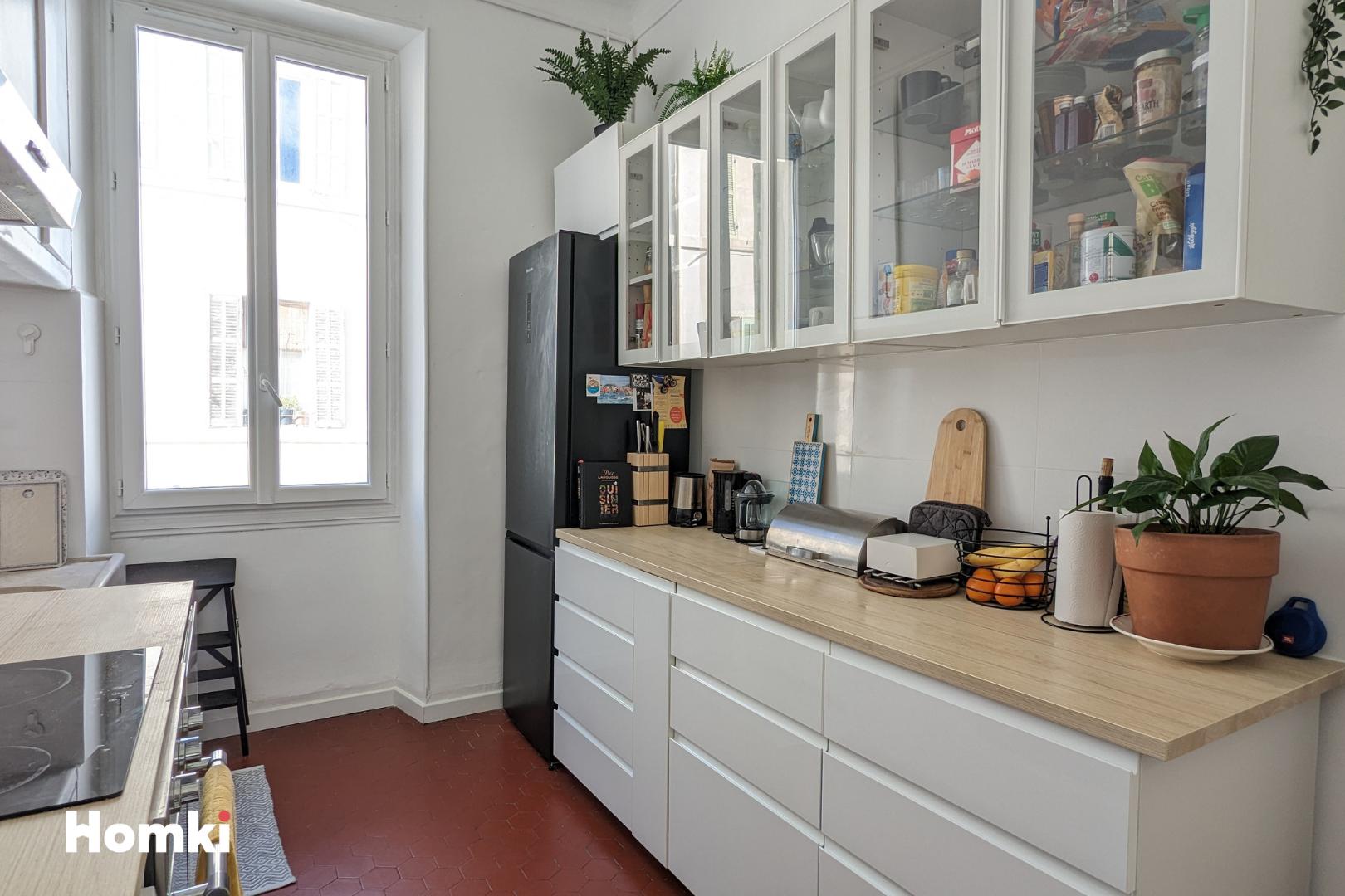 Homki - Vente Appartement  de 77.0 m² à Marseille 13006