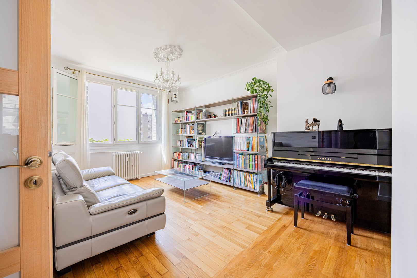 Homki - Vente Appartement  de 84.0 m² à Paris 75015