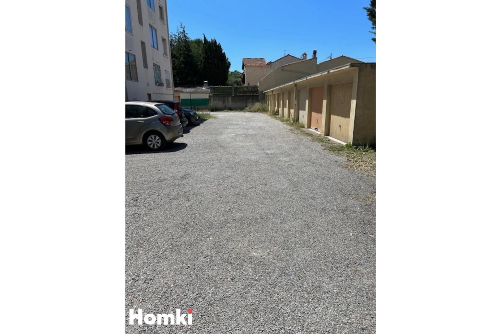 Homki - Vente Garage  de 15.0 m² à Marseille 13009