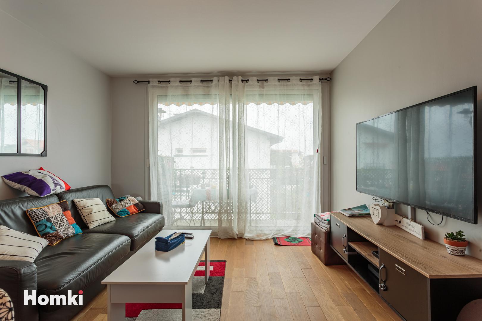 Homki - Vente Appartement  de 64.0 m² à Biarritz 64200