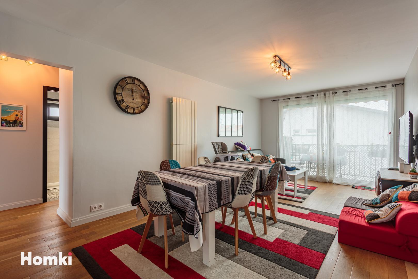Homki - Vente Appartement  de 64.0 m² à Biarritz 64200