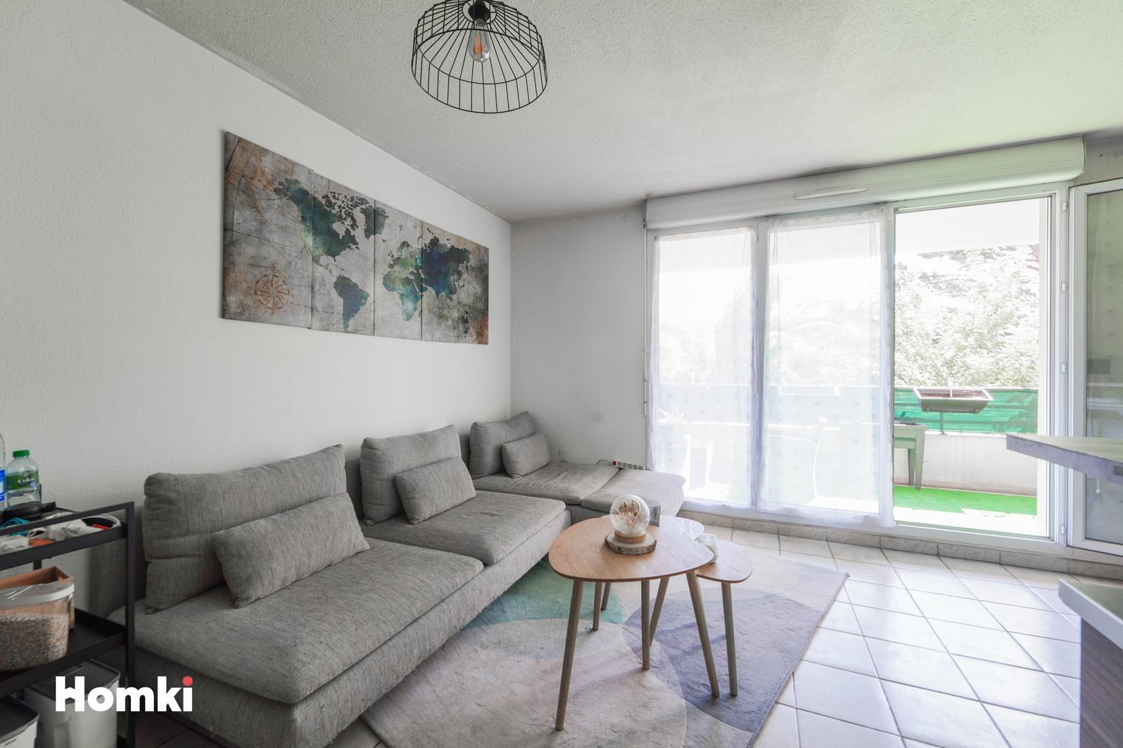Homki - Vente Appartement  de 70.0 m² à Marseille 13014