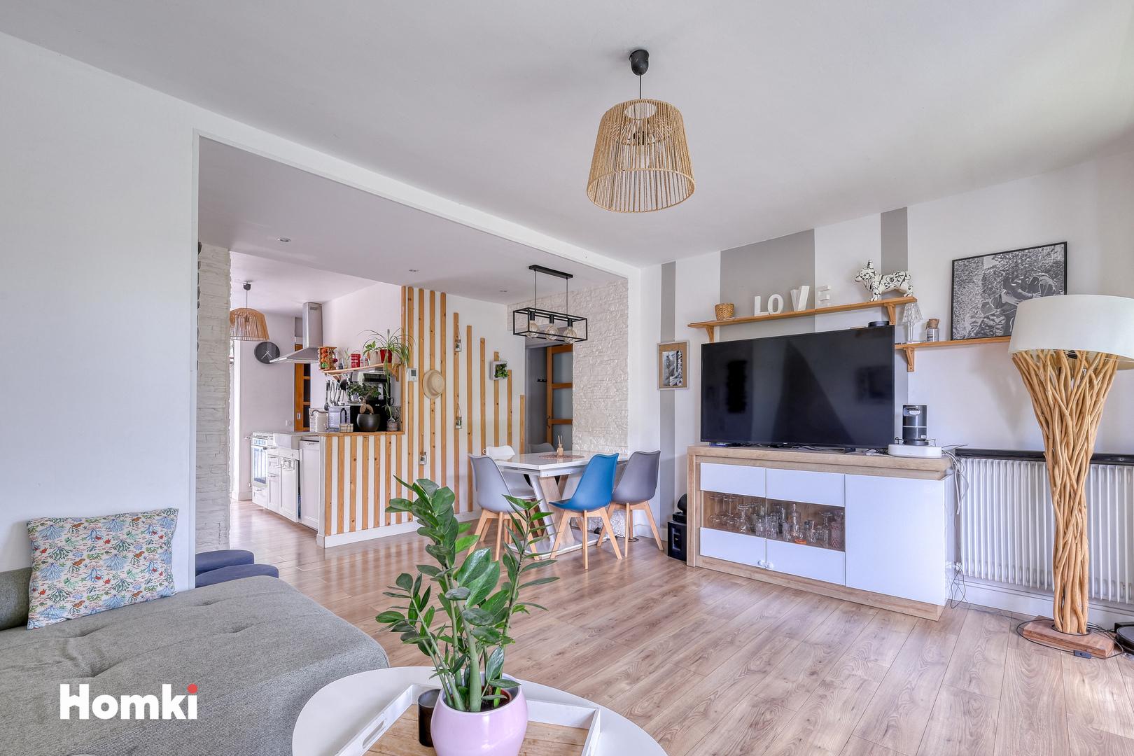 Homki - Vente Appartement  de 71.0 m² à Le Lavandou 83980