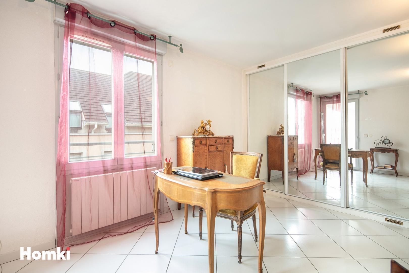 Homki - Vente Appartement  de 68.0 m² à Grenoble 38000