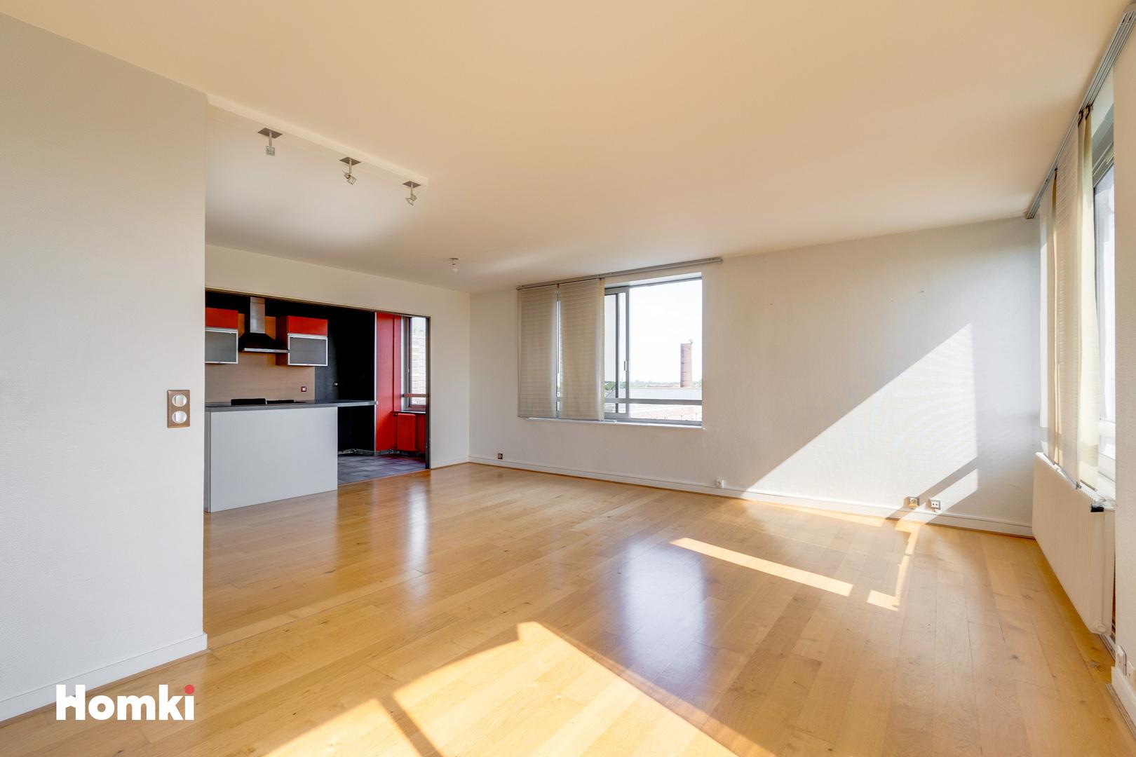 Homki - Vente Appartement  de 92.0 m² à Roubaix 59100