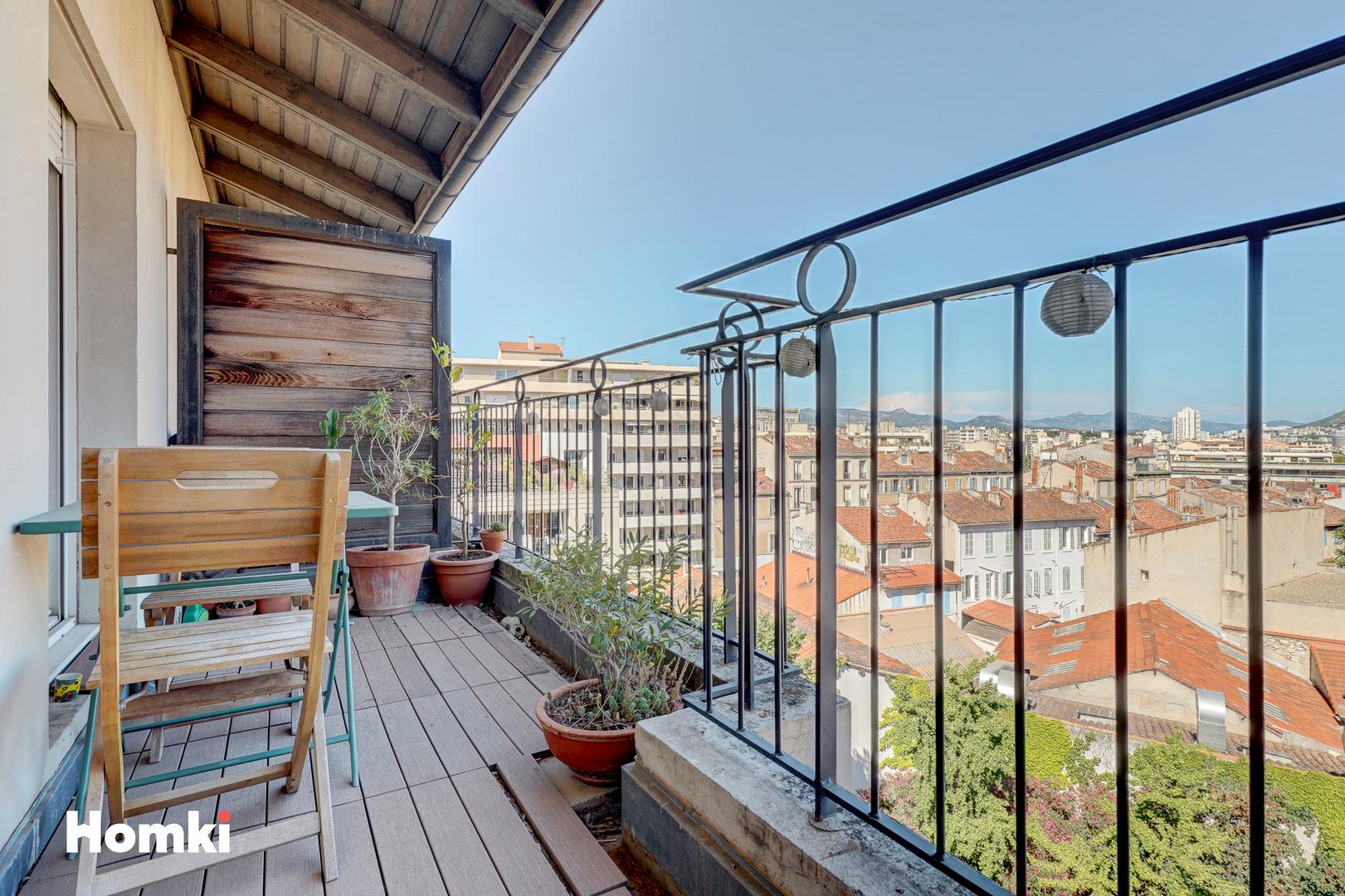 Homki - Vente Appartement  de 63.0 m² à Marseille 13005