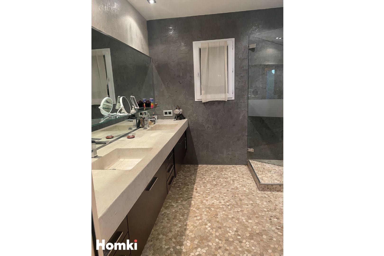 Image de couverture du bien