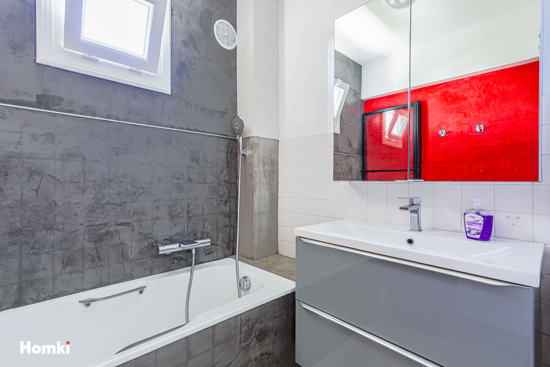 Image de couverture du bien