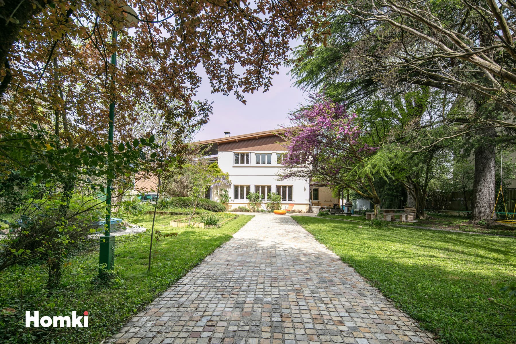 Image de couverture du bien