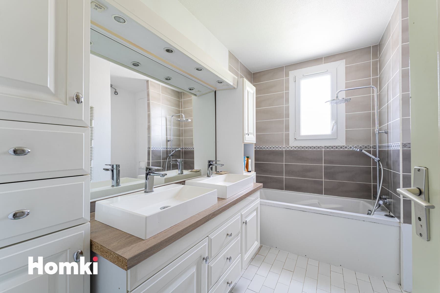 Image de couverture du bien