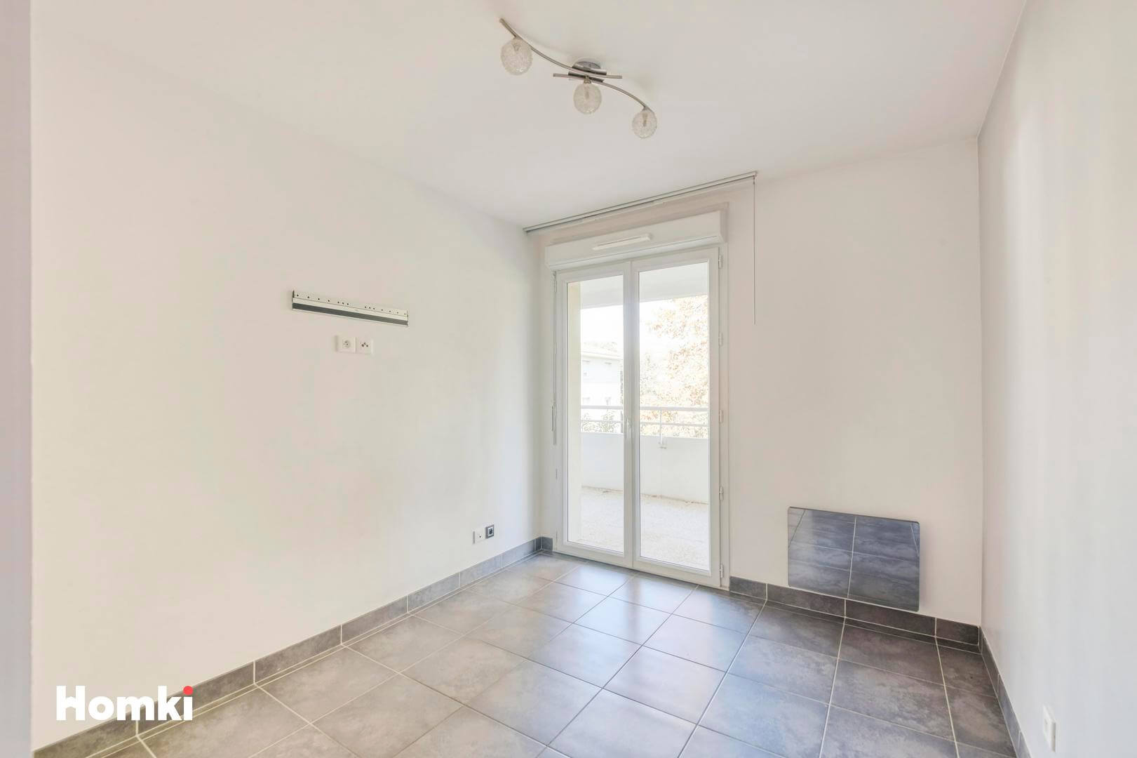 Homki - Vente Appartement  de 60.0 m² à Marseille 13011