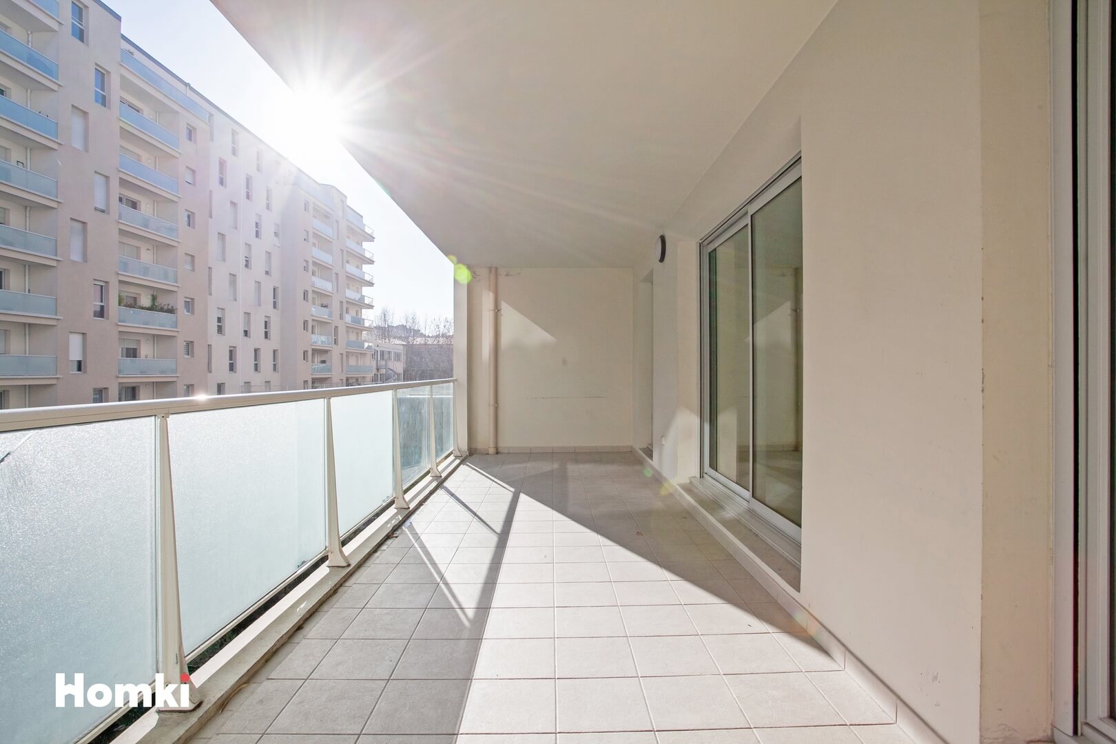 Homki - Vente Appartement  de 71.0 m² à Marseille 13002