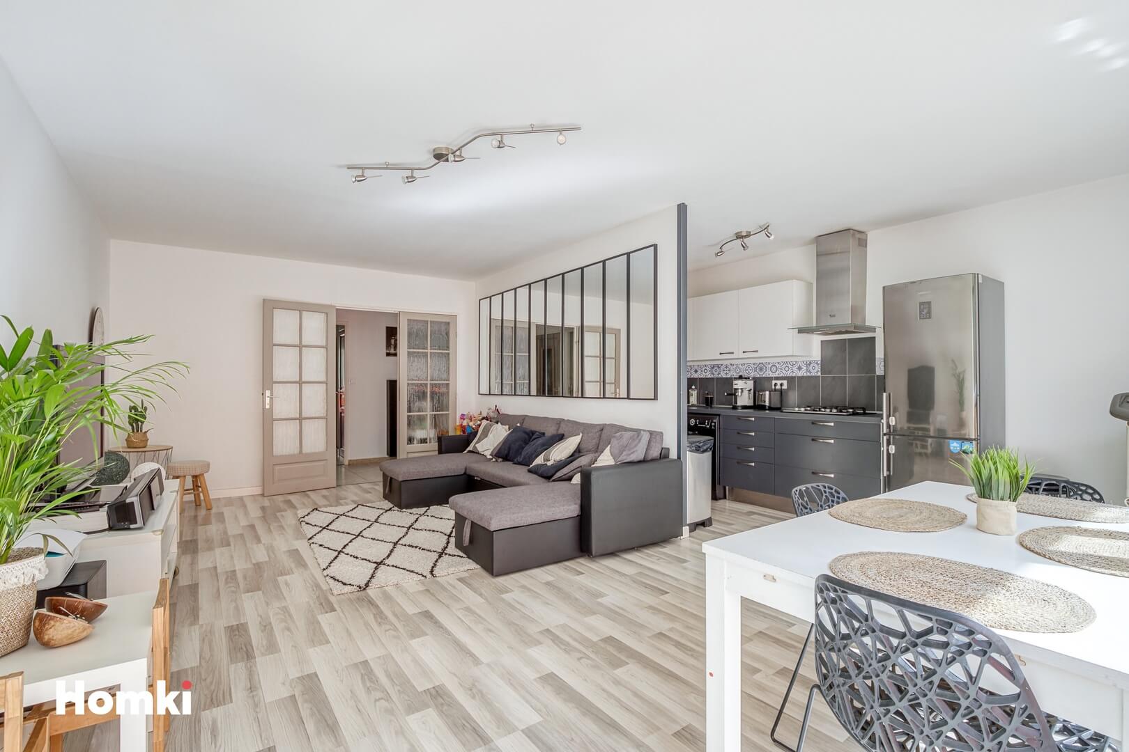 Homki - Vente Appartement  de 82.0 m² à Nice 06000