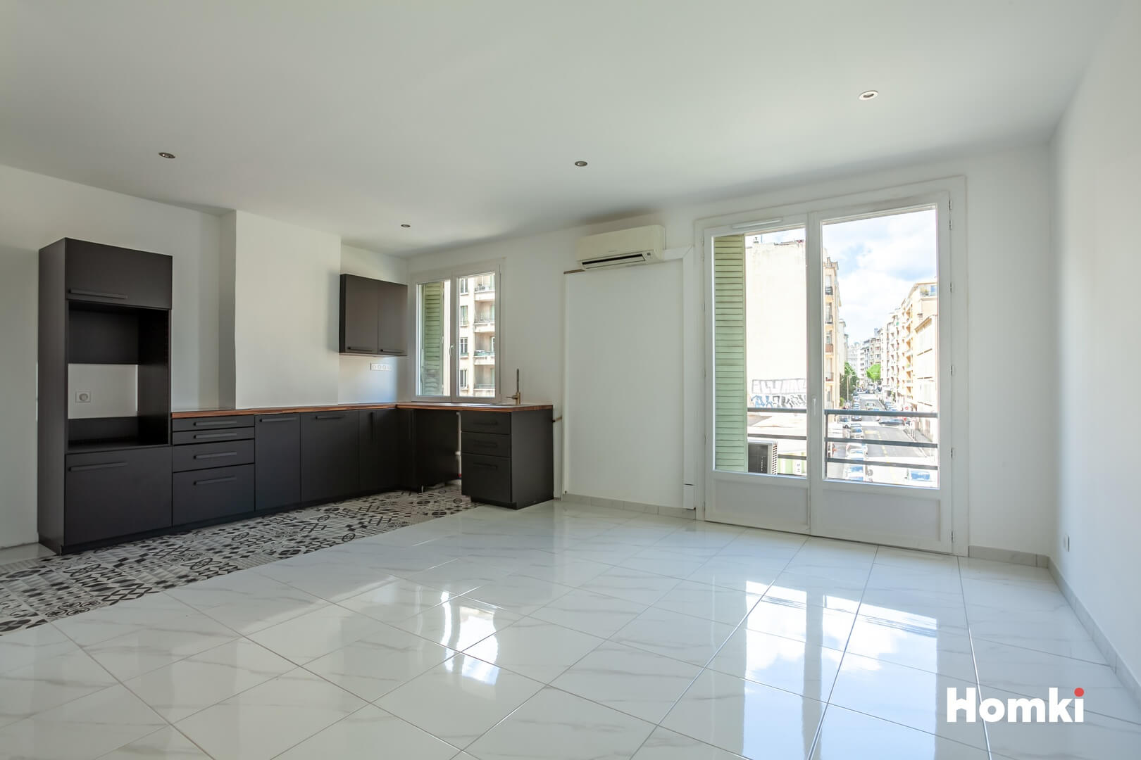 Homki - Vente Appartement  de 66.0 m² à Marseille 13004