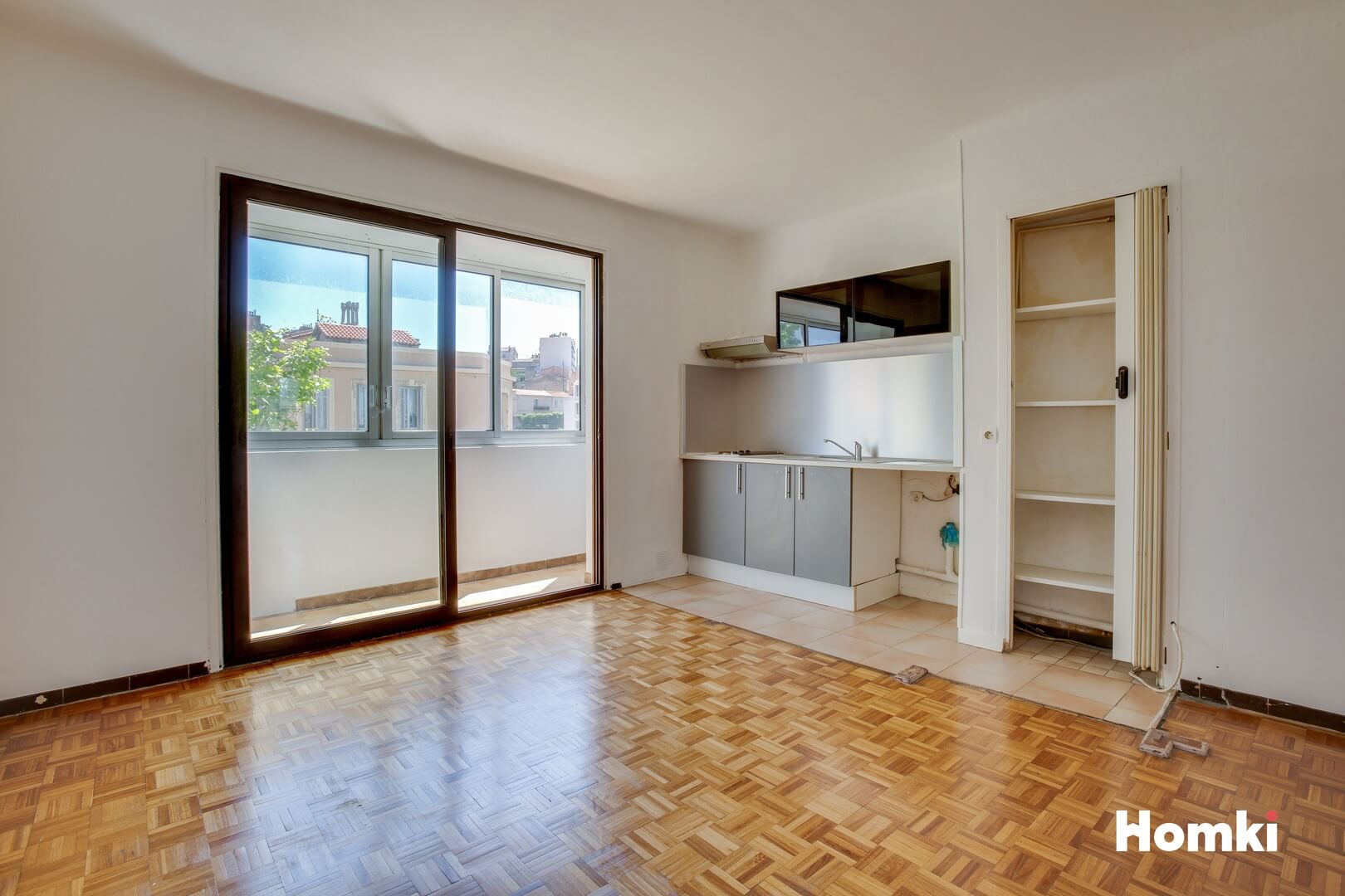 Homki - Vente Appartement  de 42.0 m² à Marseille 13007