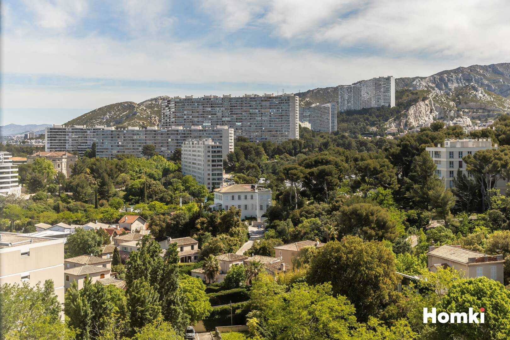 Homki - Vente Appartement  de 66.88 m² à Marseille 13009