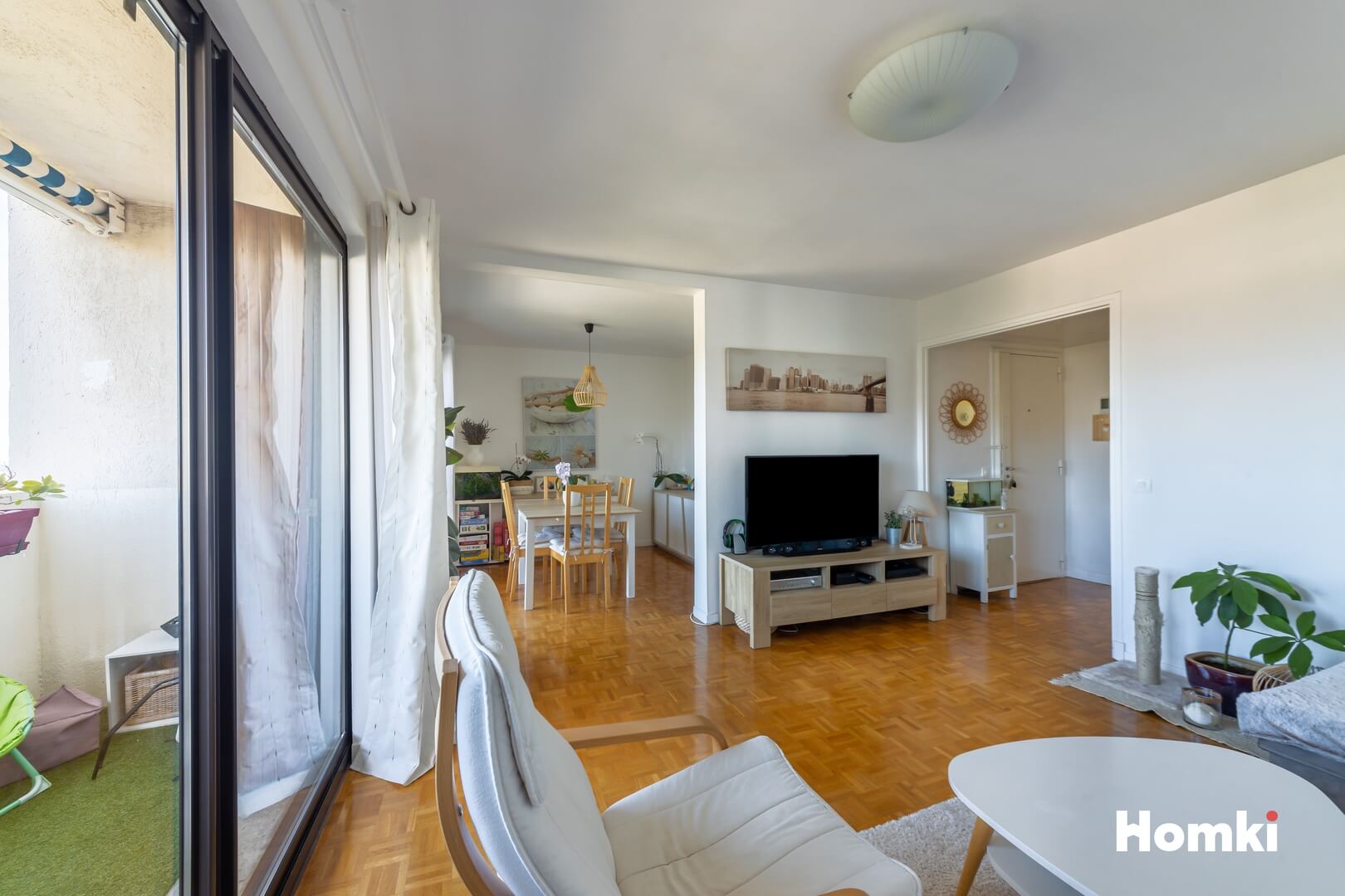 Homki - Vente Appartement  de 66.88 m² à Marseille 13009