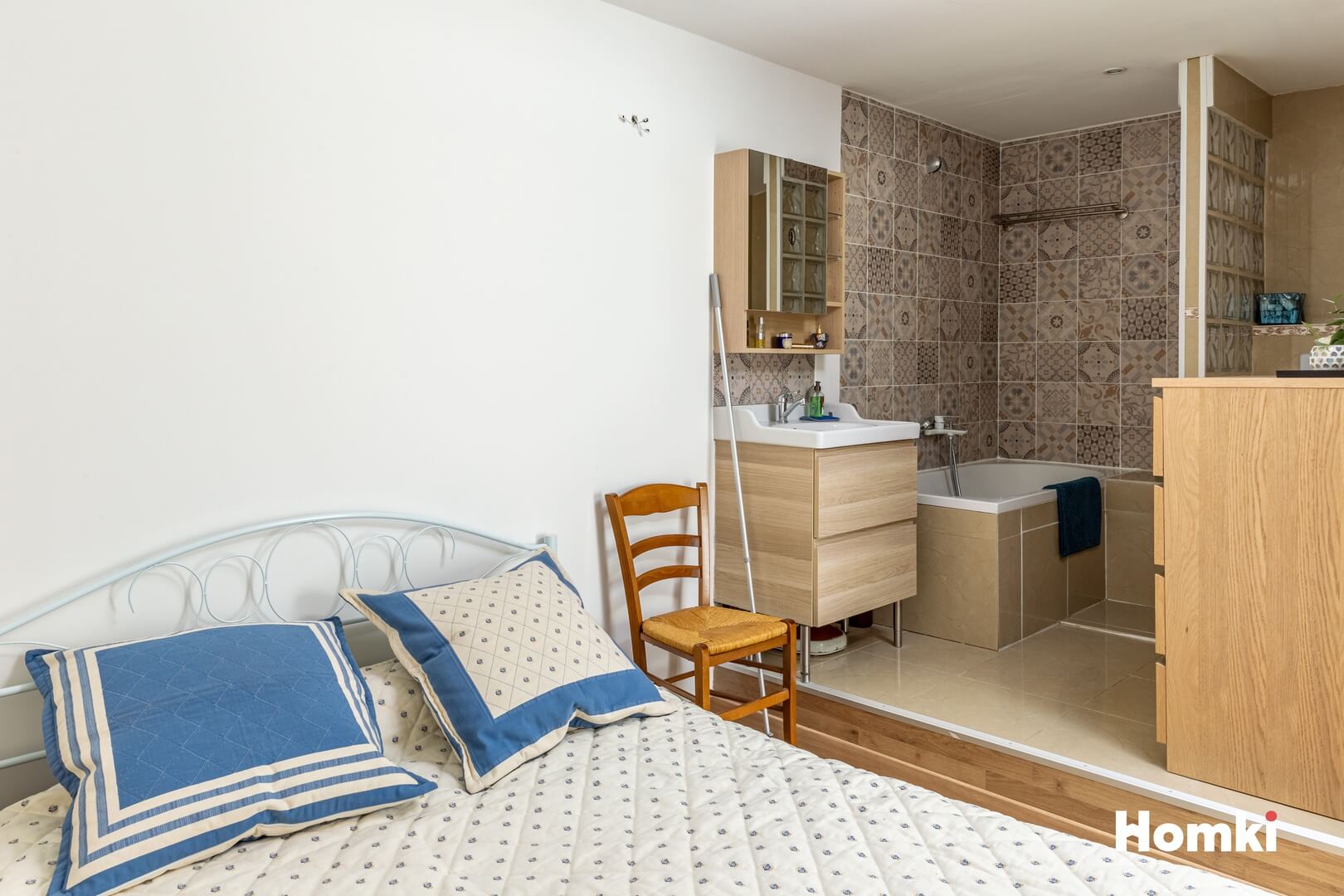 Homki - Vente Appartement  de 82.0 m² à La Ciotat 13600