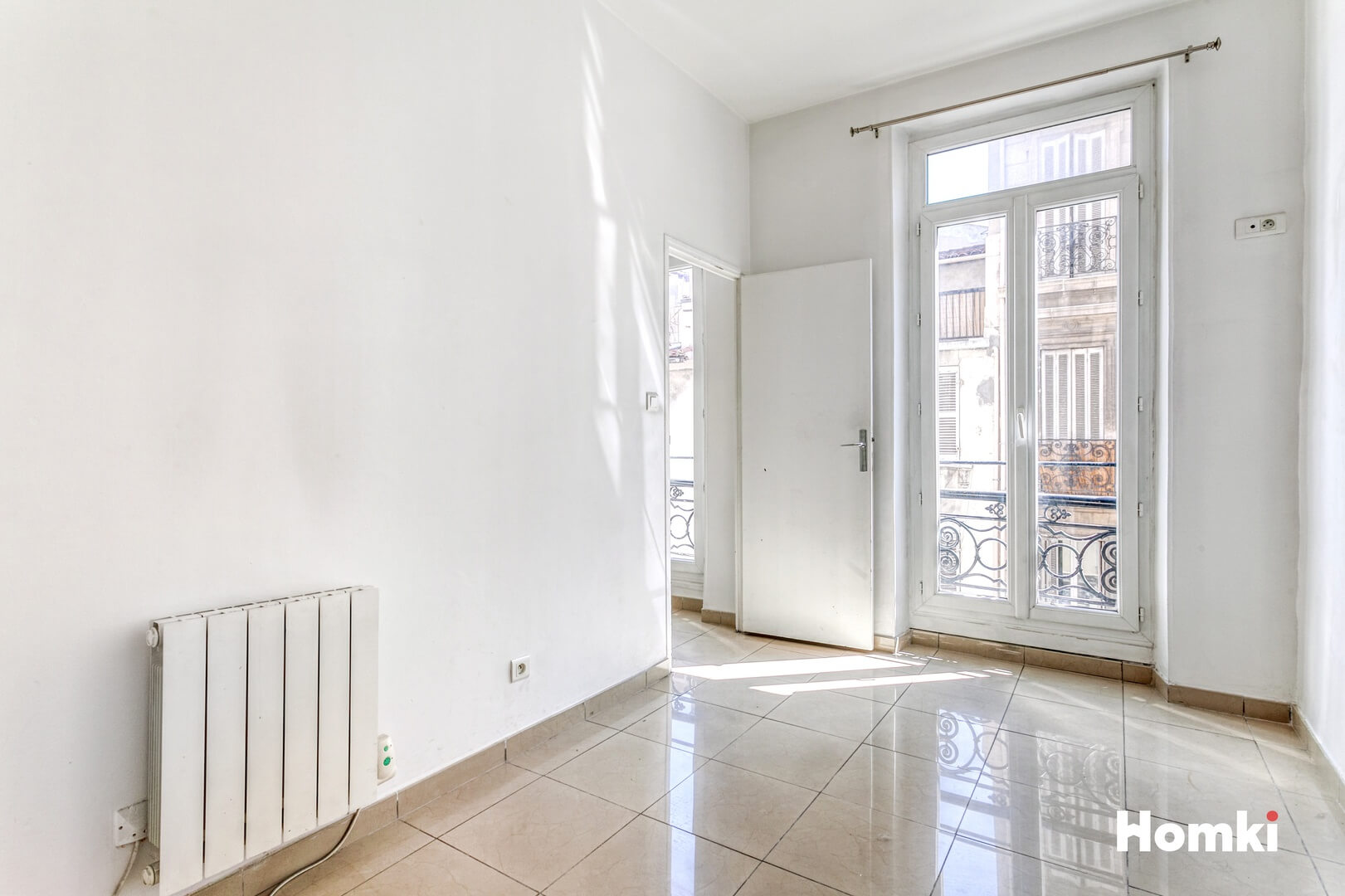 Homki - Vente Appartement  de 64.0 m² à Marseille 13006