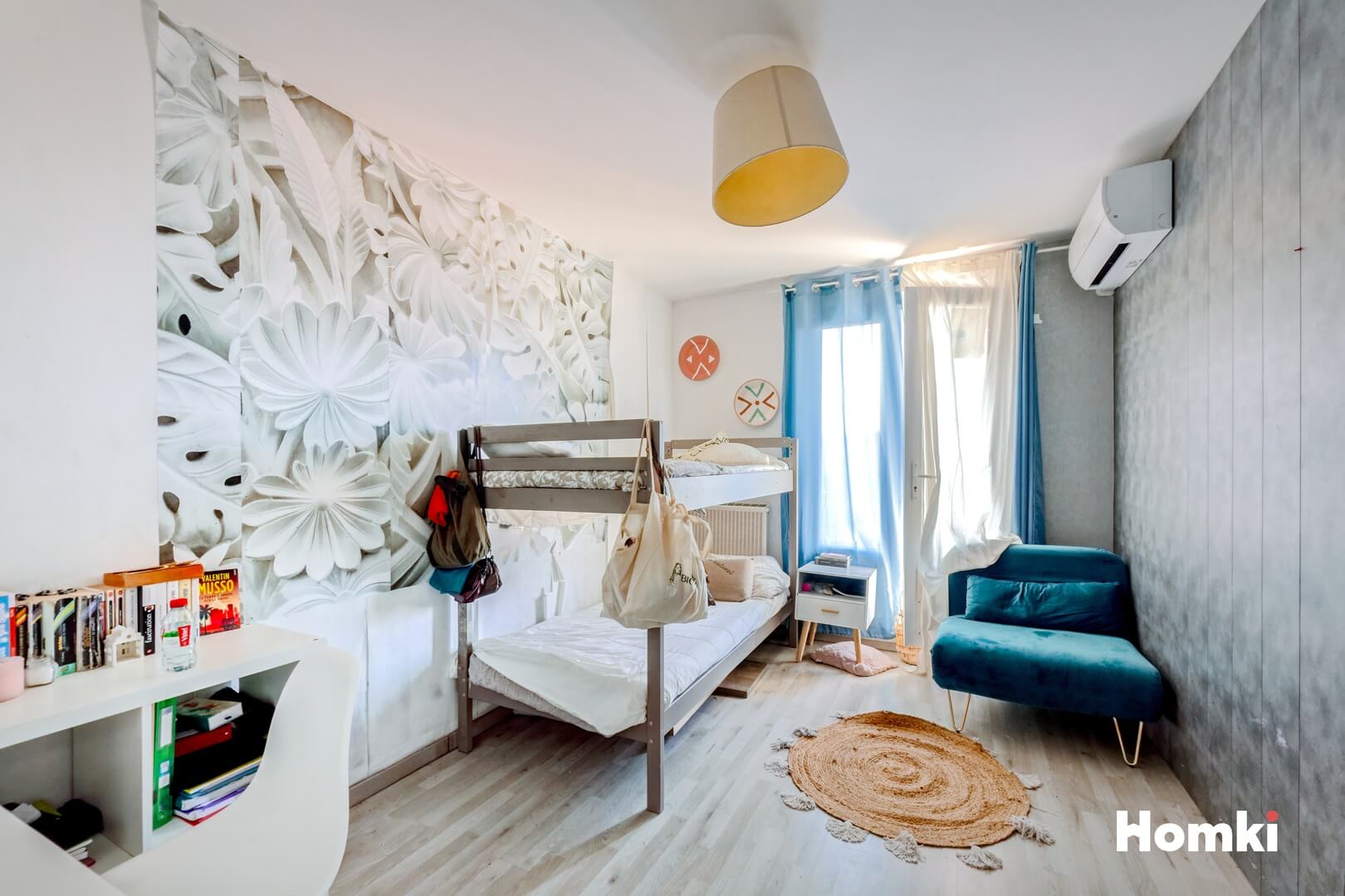 Homki - Vente Appartement  de 90.0 m² à Marseille 13013