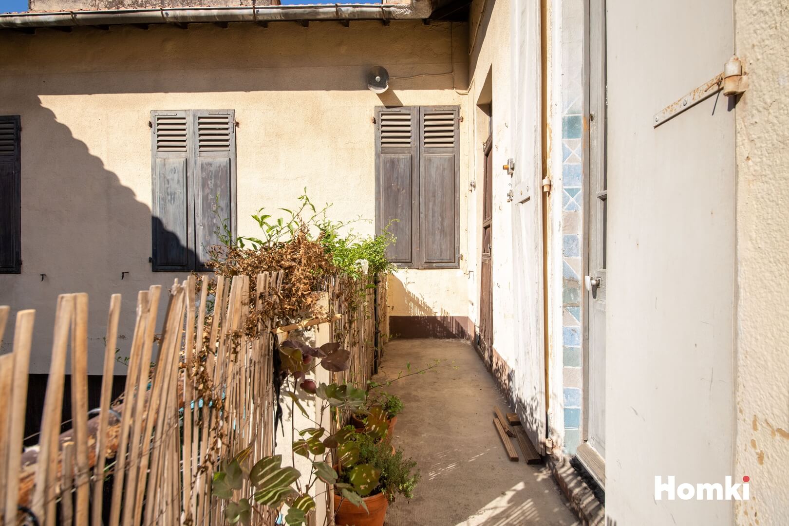 Homki - Vente Appartement  de 71.0 m² à Arles 13200