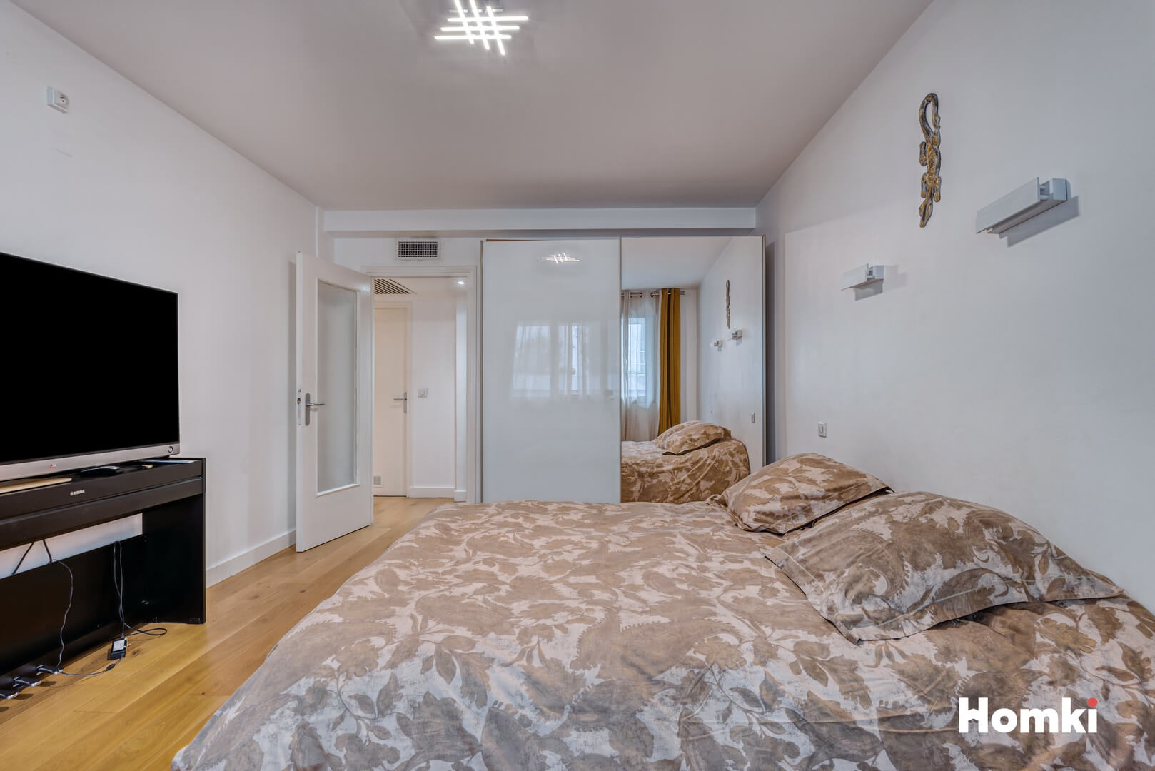 Homki - Vente Appartement  de 111.0 m² à Marseille 13001