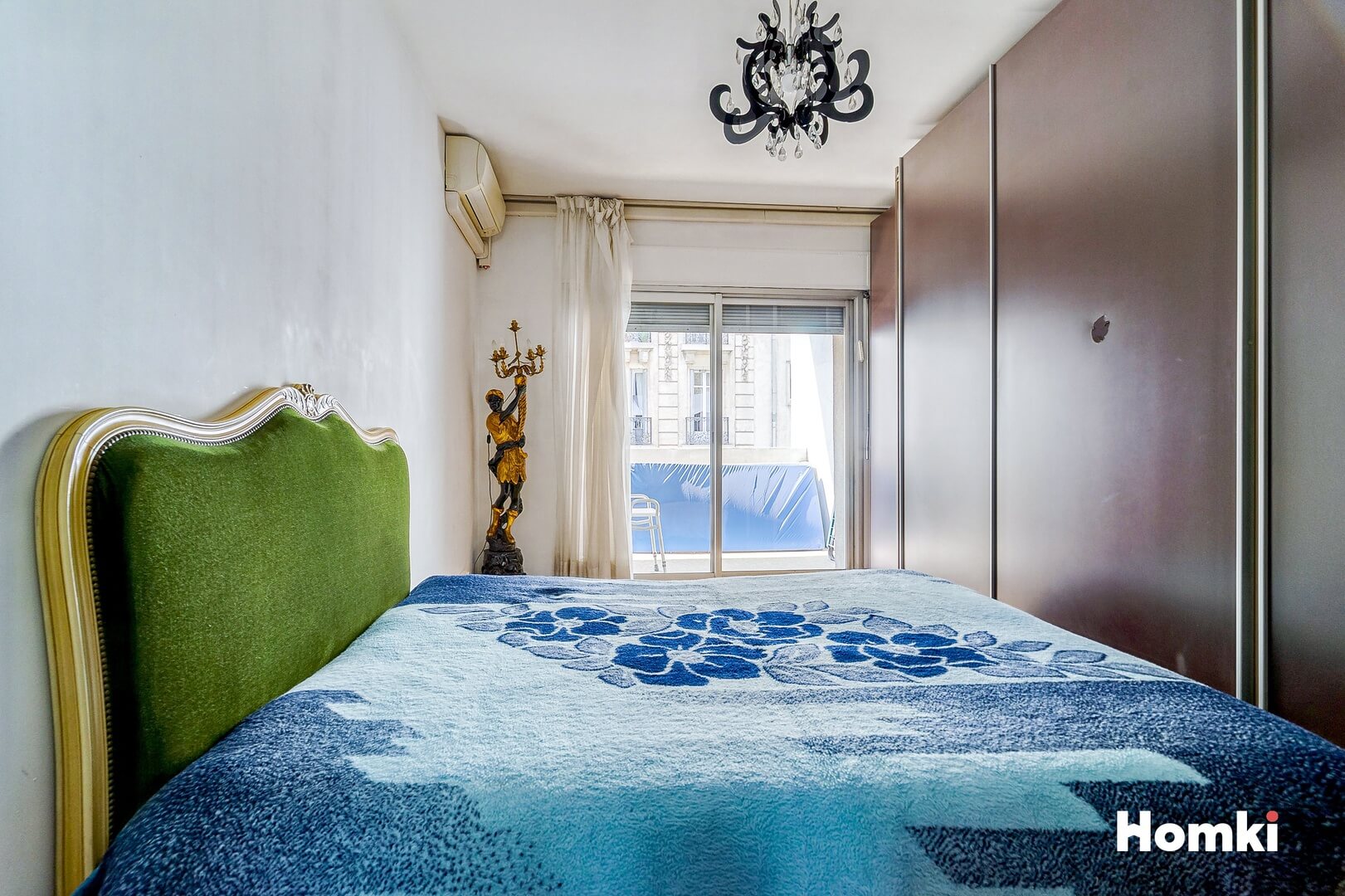 Homki - Vente Appartement  de 122.0 m² à Marseille 13008