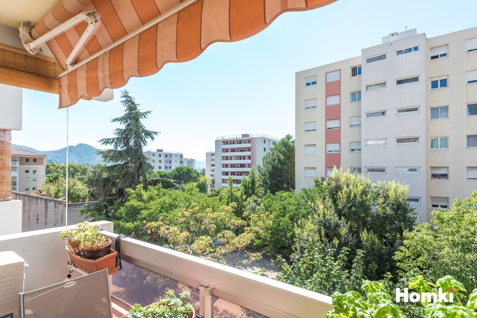 Homki - Vente Appartement  de 75.0 m² à Marseille 13011