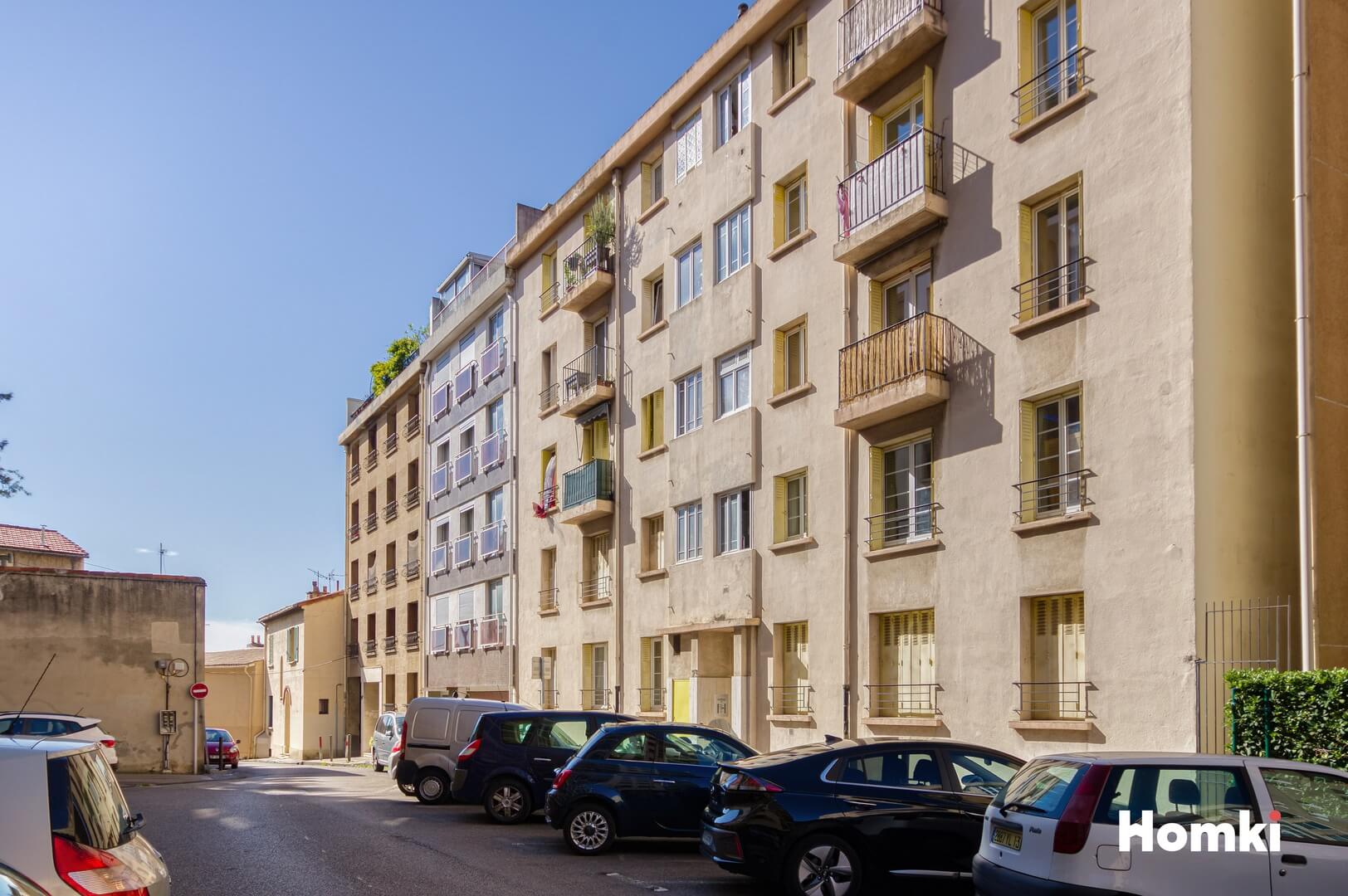 Homki - Vente Appartement  de 56.0 m² à Marseille 13004