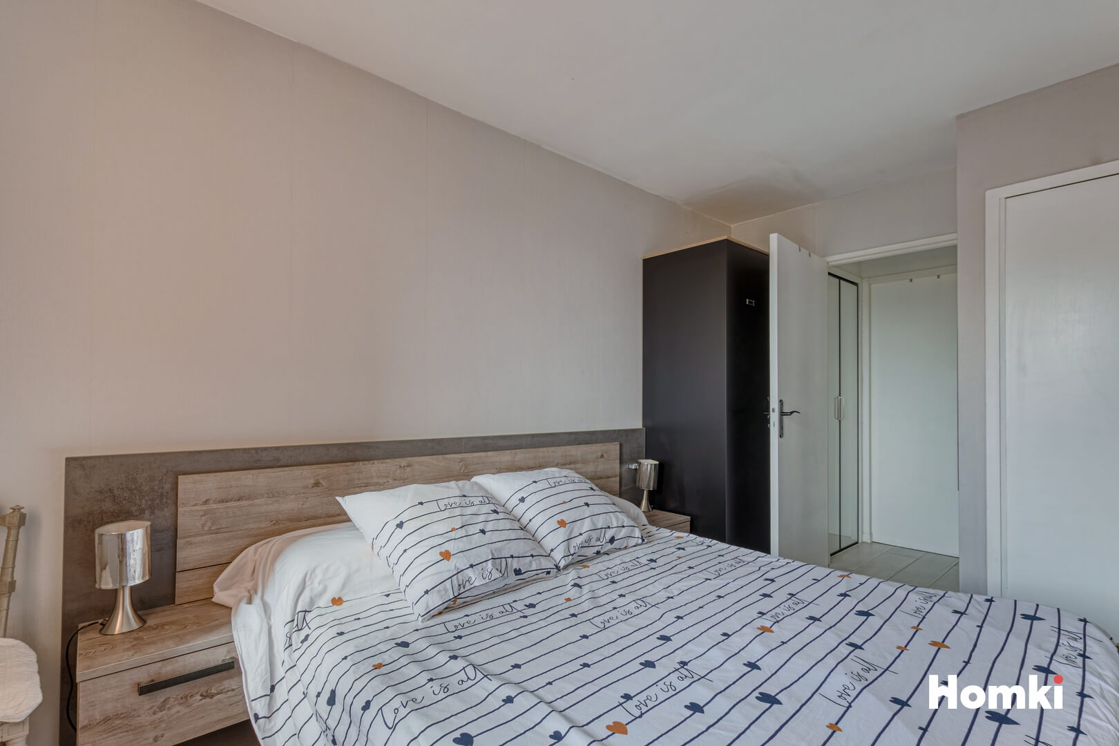 Homki - Vente Appartement  de 47.0 m² à Sanary-sur-Mer 83110