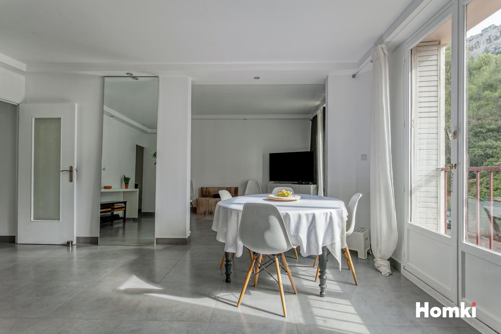 Homki - Vente Appartement  de 75.0 m² à Marseille 13008